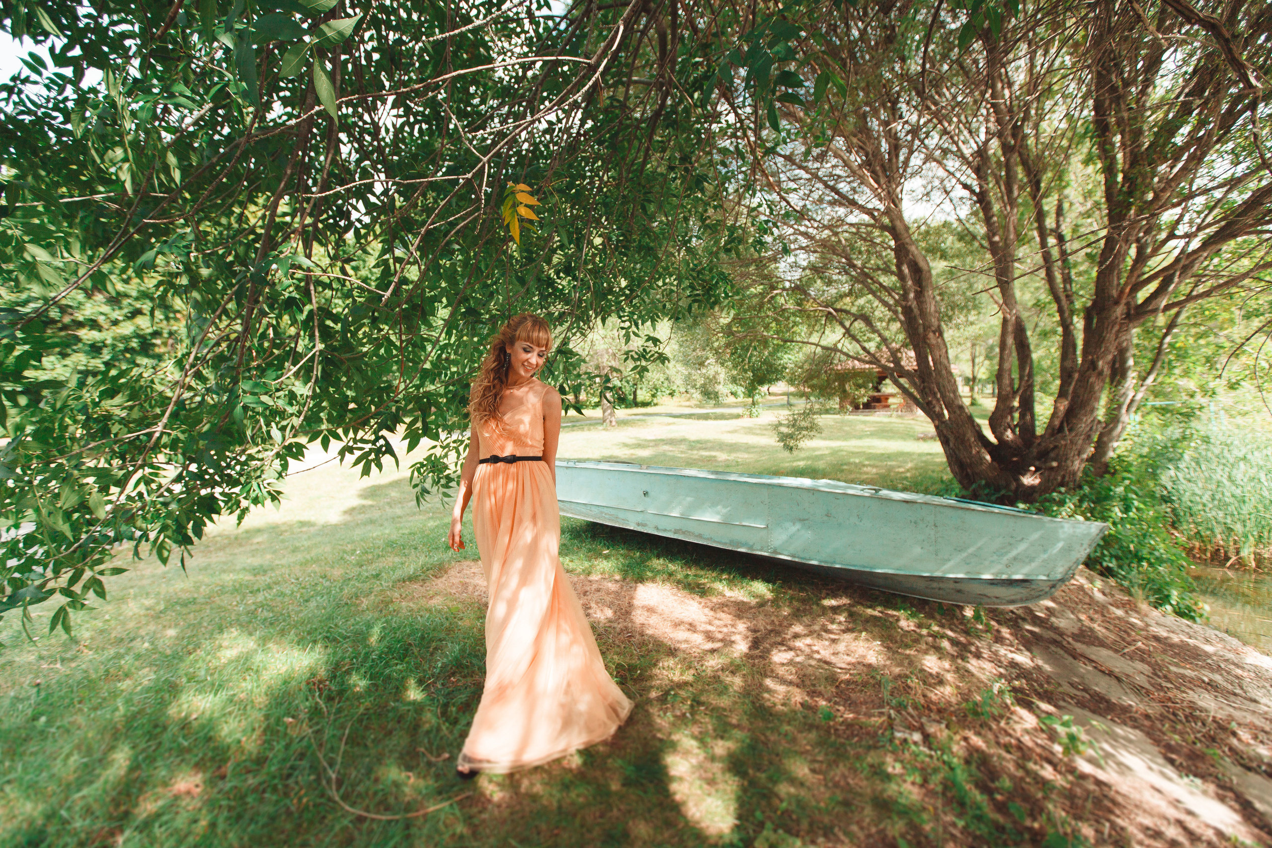 Фотосъёмка love-story лавстори в Сызрани. Свадебный, семейный и школьный фотограф в Сызрани Максим Баталов