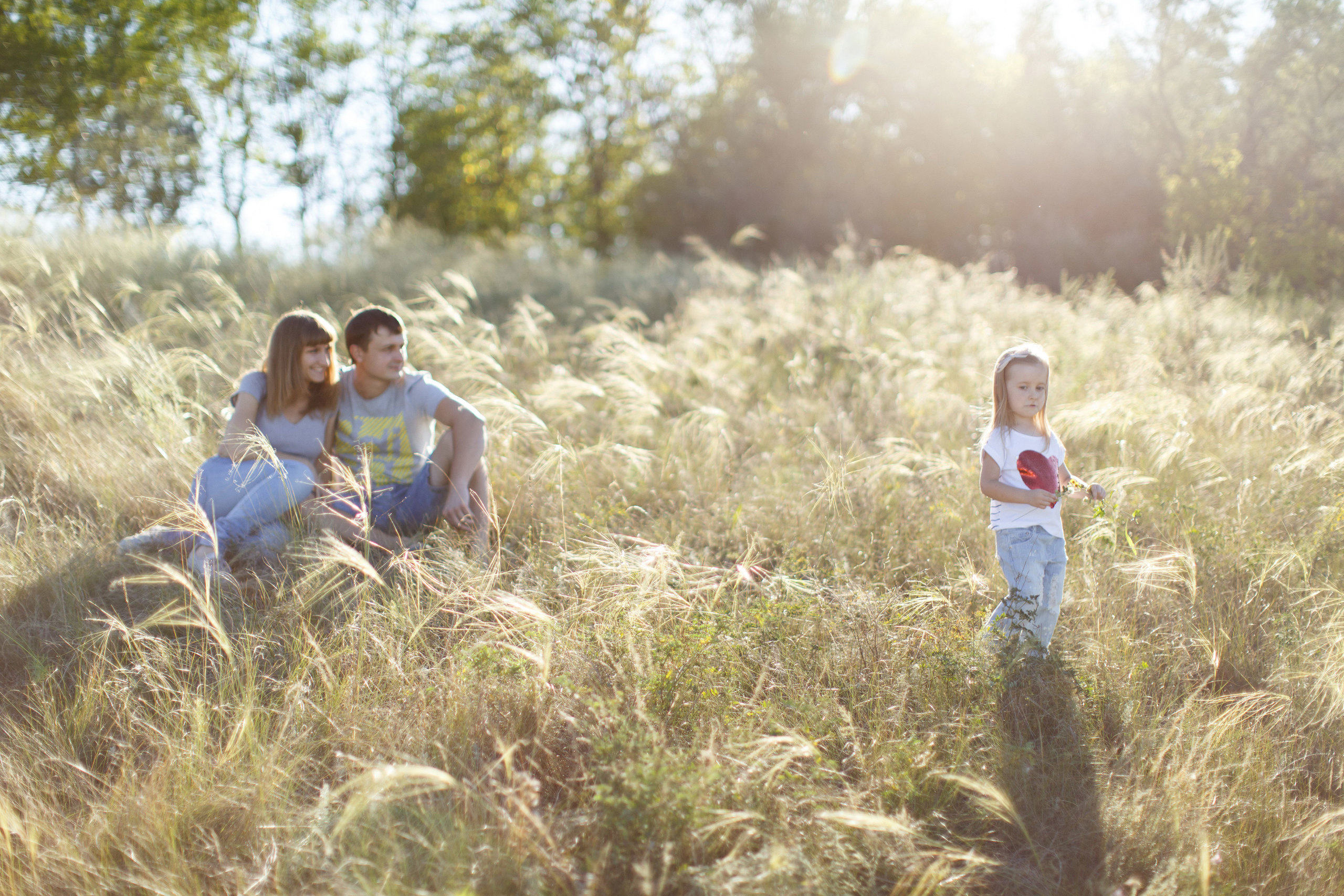 Семейные фотосессии на природе. Свадебный, семейный и школьный фотограф в Сызрани Максим Баталов