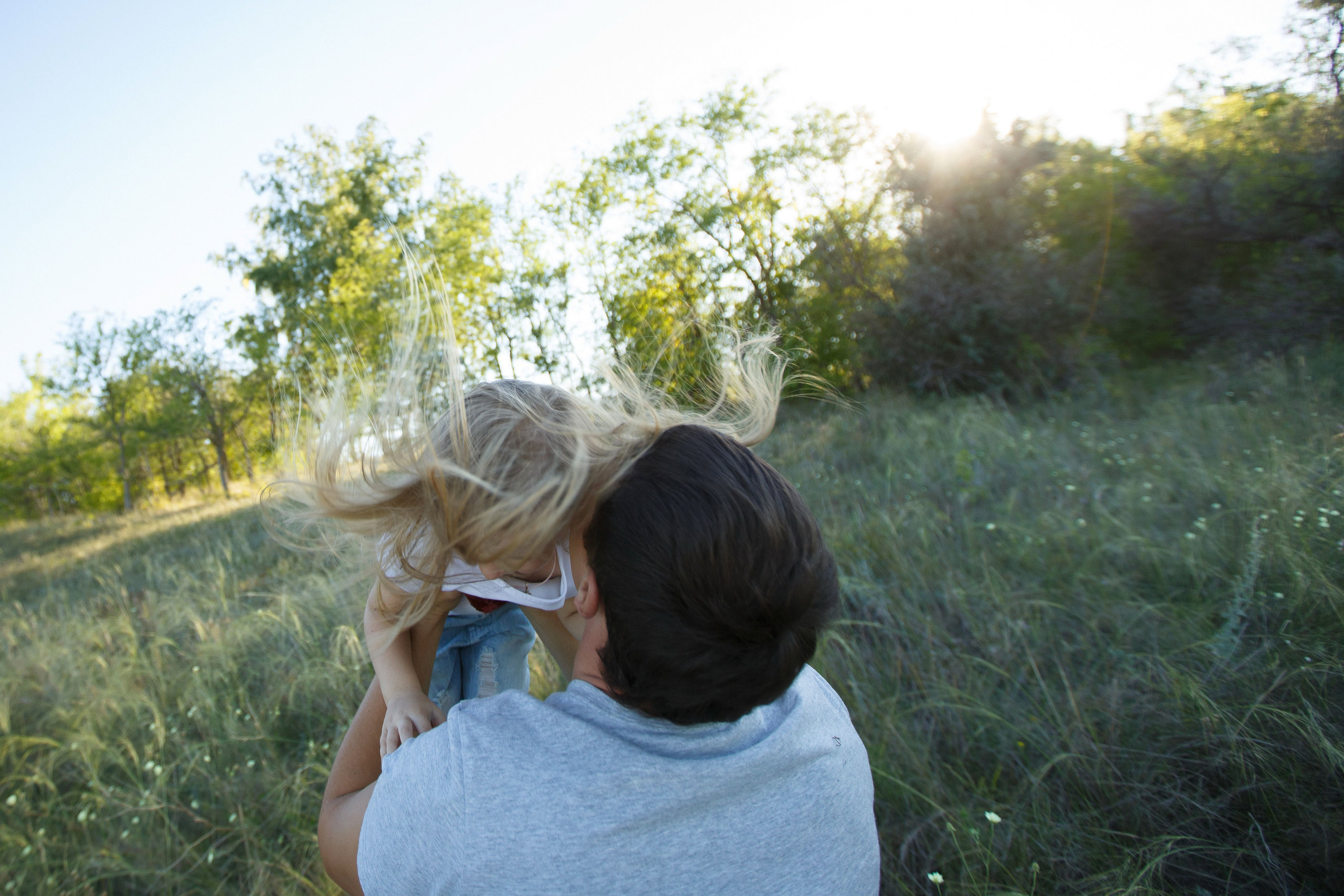 Семейные фотосессии на природе. Свадебный, семейный и школьный фотограф в Сызрани Максим Баталов