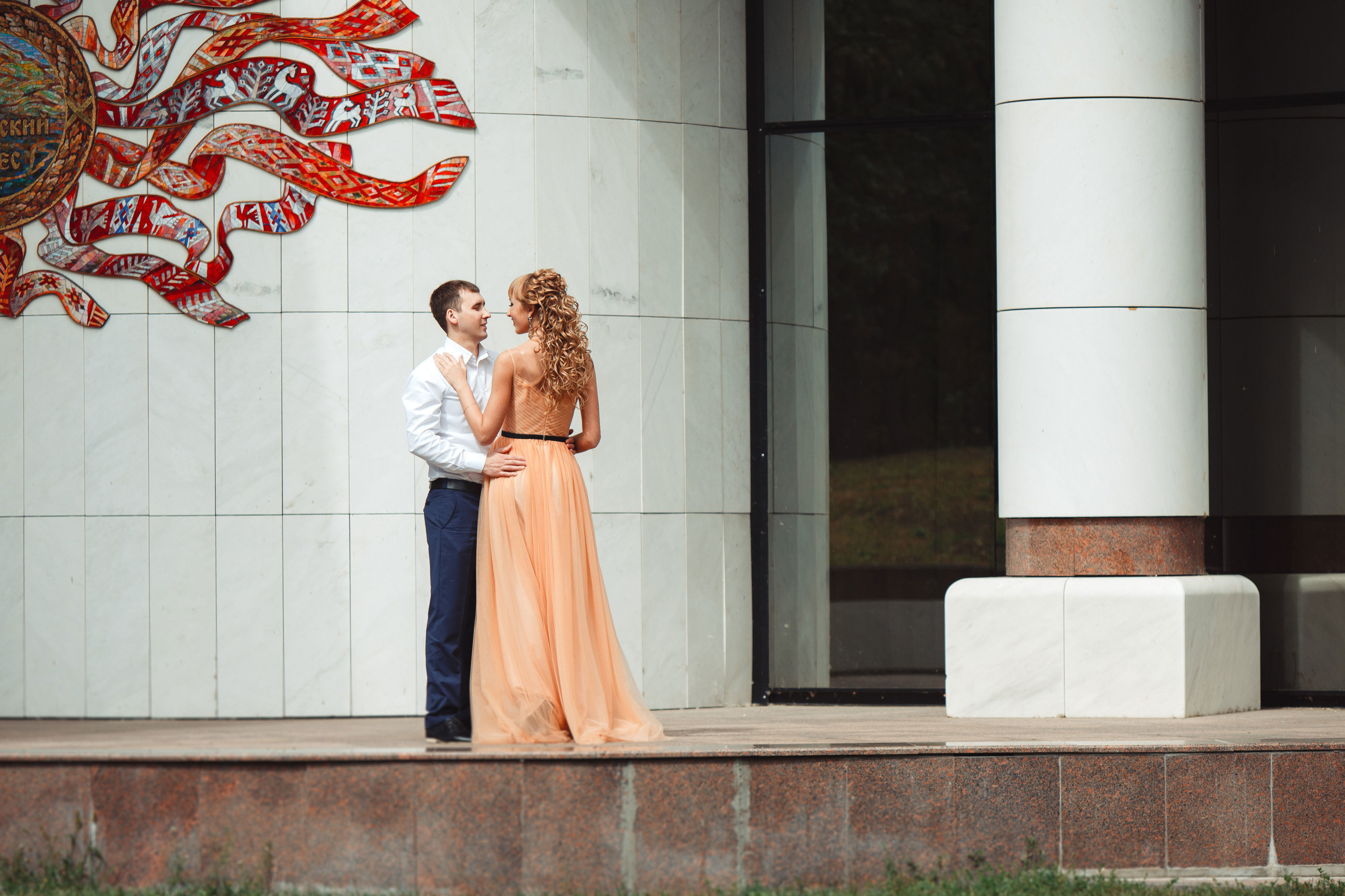 Фотосъёмка love-story лавстори в Сызрани. Свадебный, семейный и школьный фотограф в Сызрани Максим Баталов