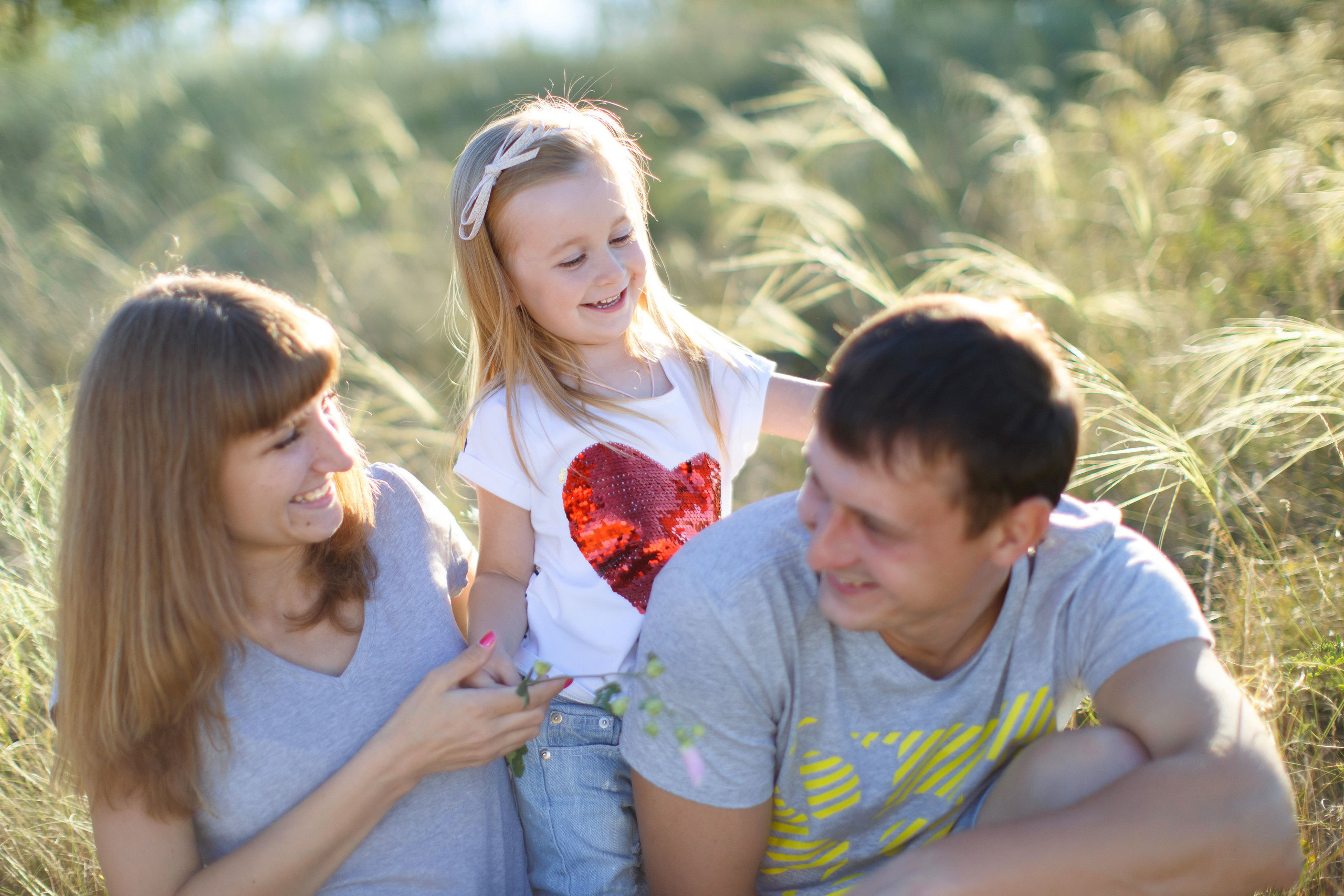Семейные фотосессии на природе. Свадебный, семейный и школьный фотограф в Сызрани Максим Баталов