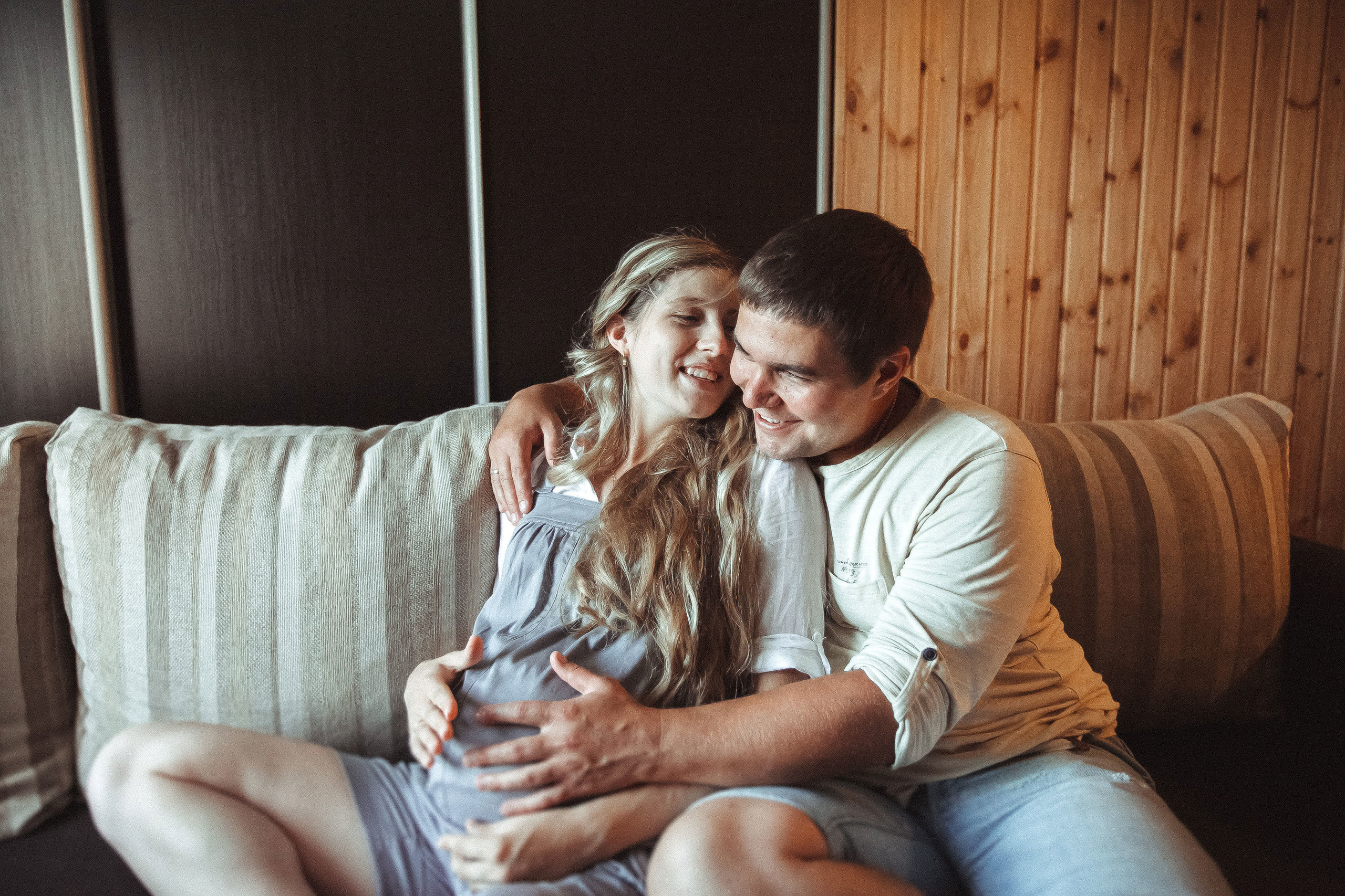 Фотосъёмка беременности в Сызрани. Свадебный, семейный и школьный фотограф в Сызрани Максим Баталов