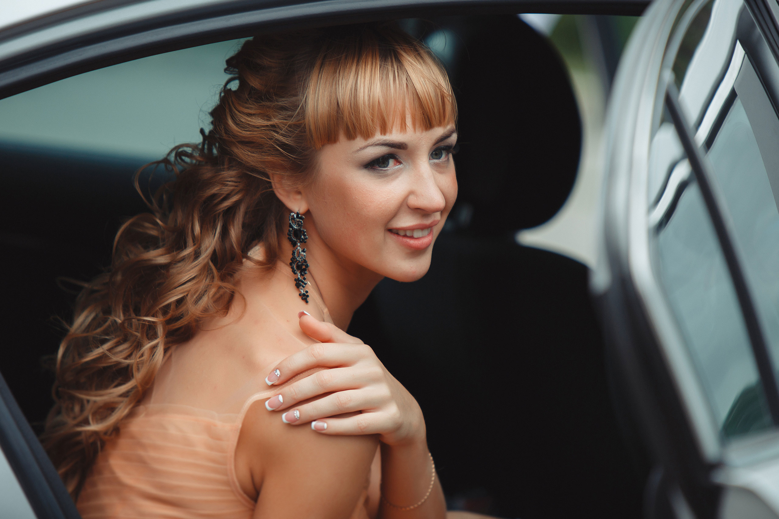 Фотосъёмка love-story лавстори в Сызрани. Свадебный, семейный и школьный фотограф в Сызрани Максим Баталов