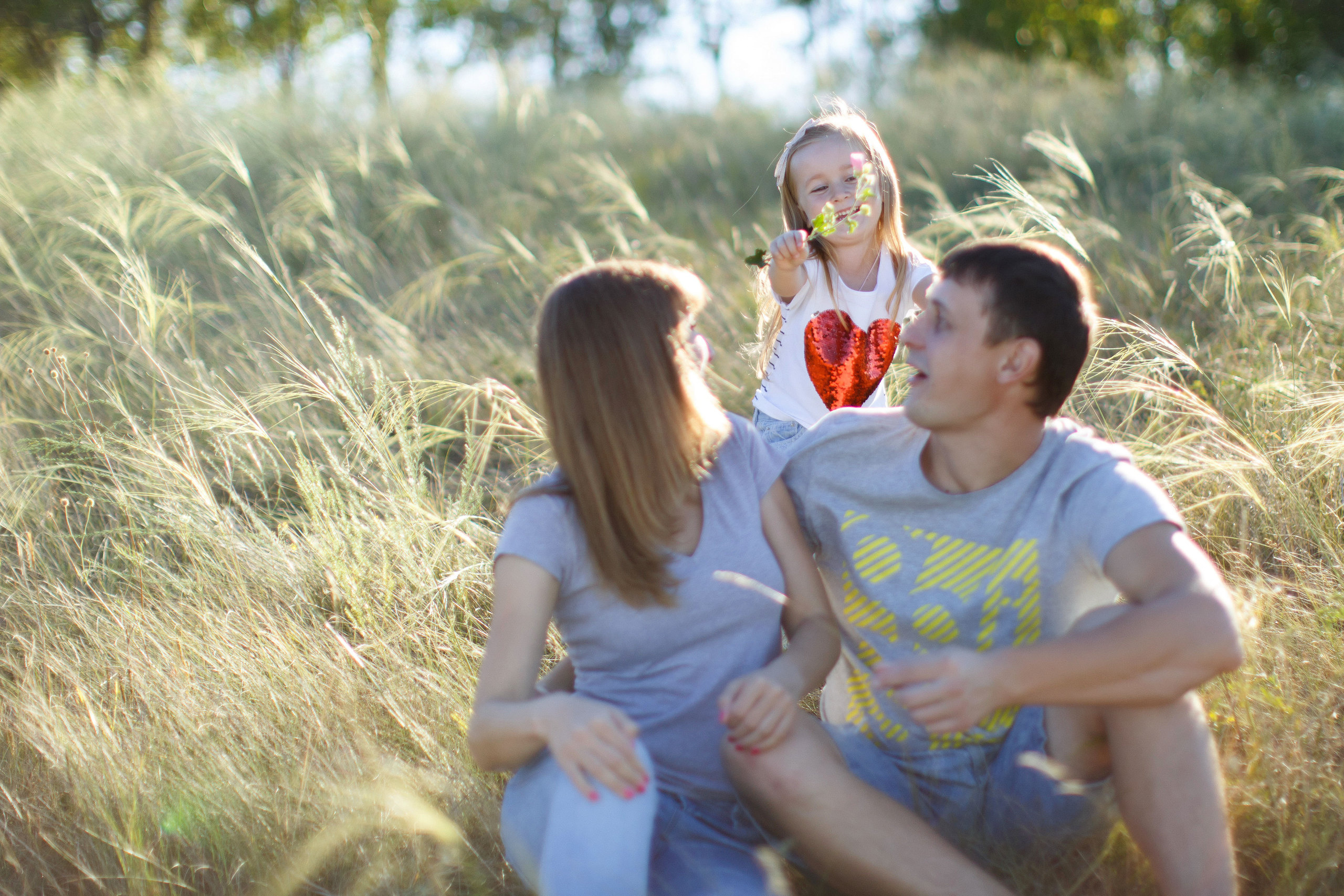 Семейные фотосессии на природе. Свадебный, семейный и школьный фотограф в Сызрани Максим Баталов