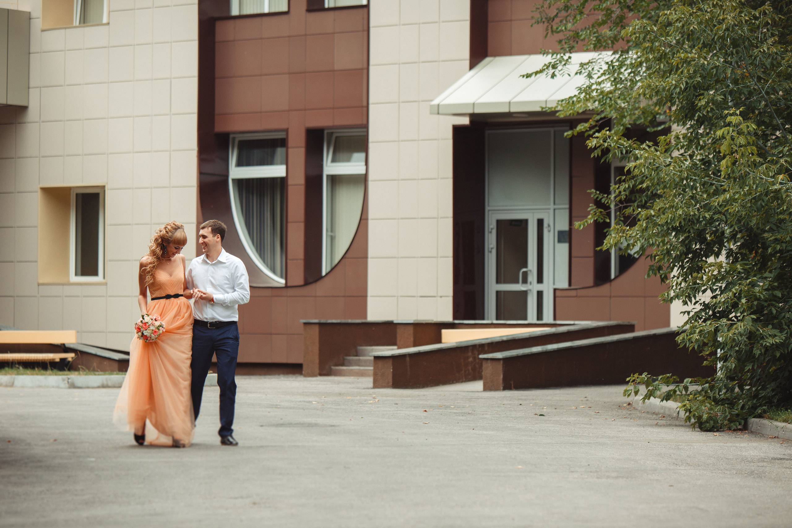 Фотосъёмка love-story лавстори в Сызрани. Свадебный, семейный и школьный фотограф в Сызрани Максим Баталов