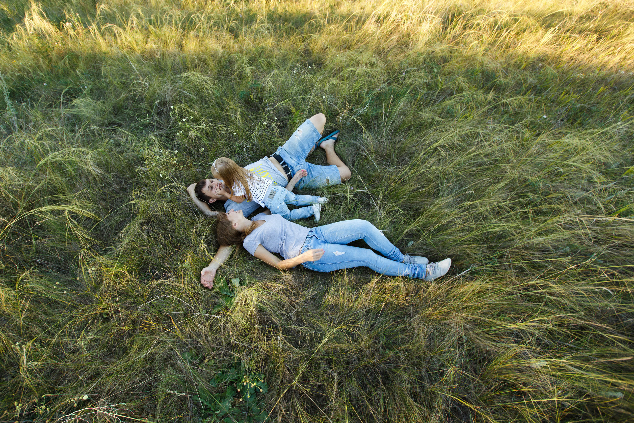 Семейные фотосессии на природе. Свадебный, семейный и школьный фотограф в Сызрани Максим Баталов