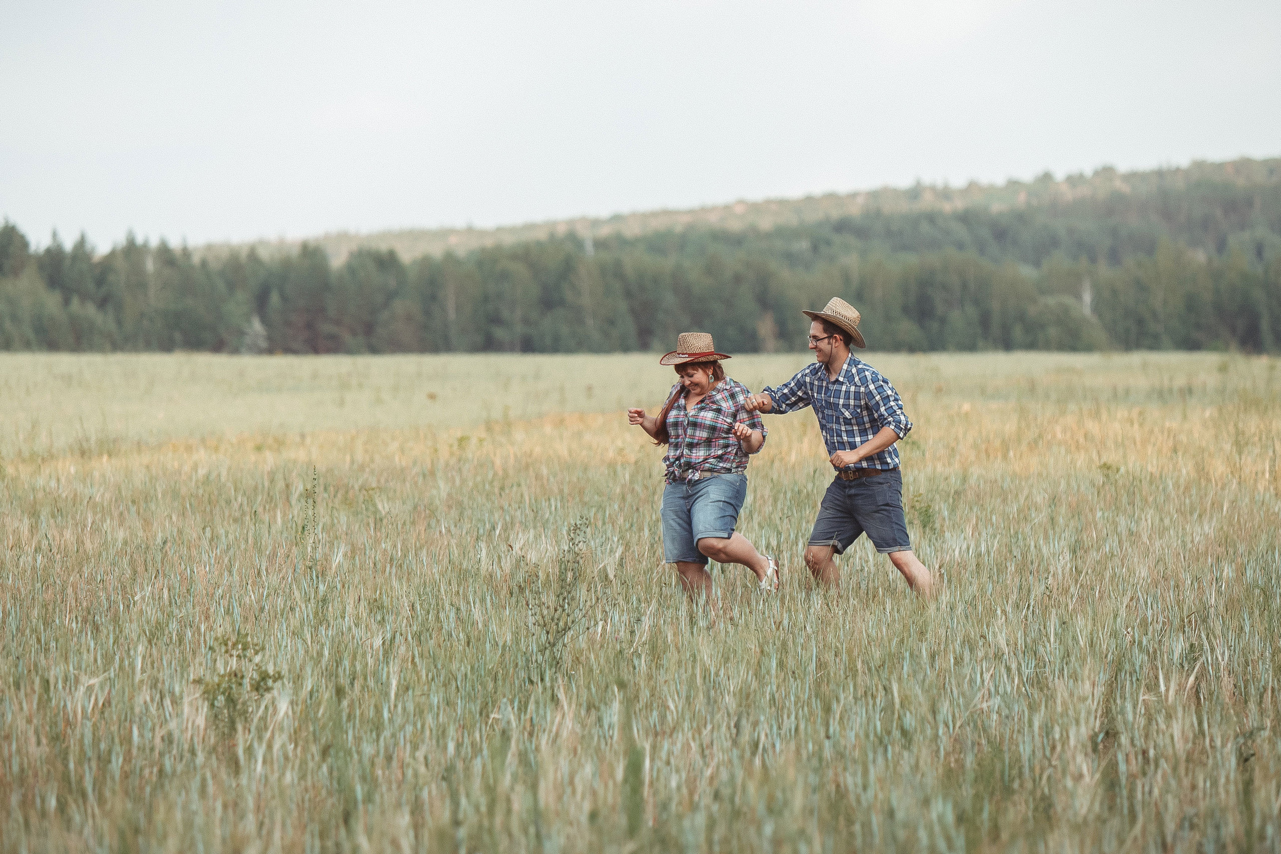 Фотопрогулка. Свадебный, семейный и школьный фотограф в Сызрани Максим Баталов
