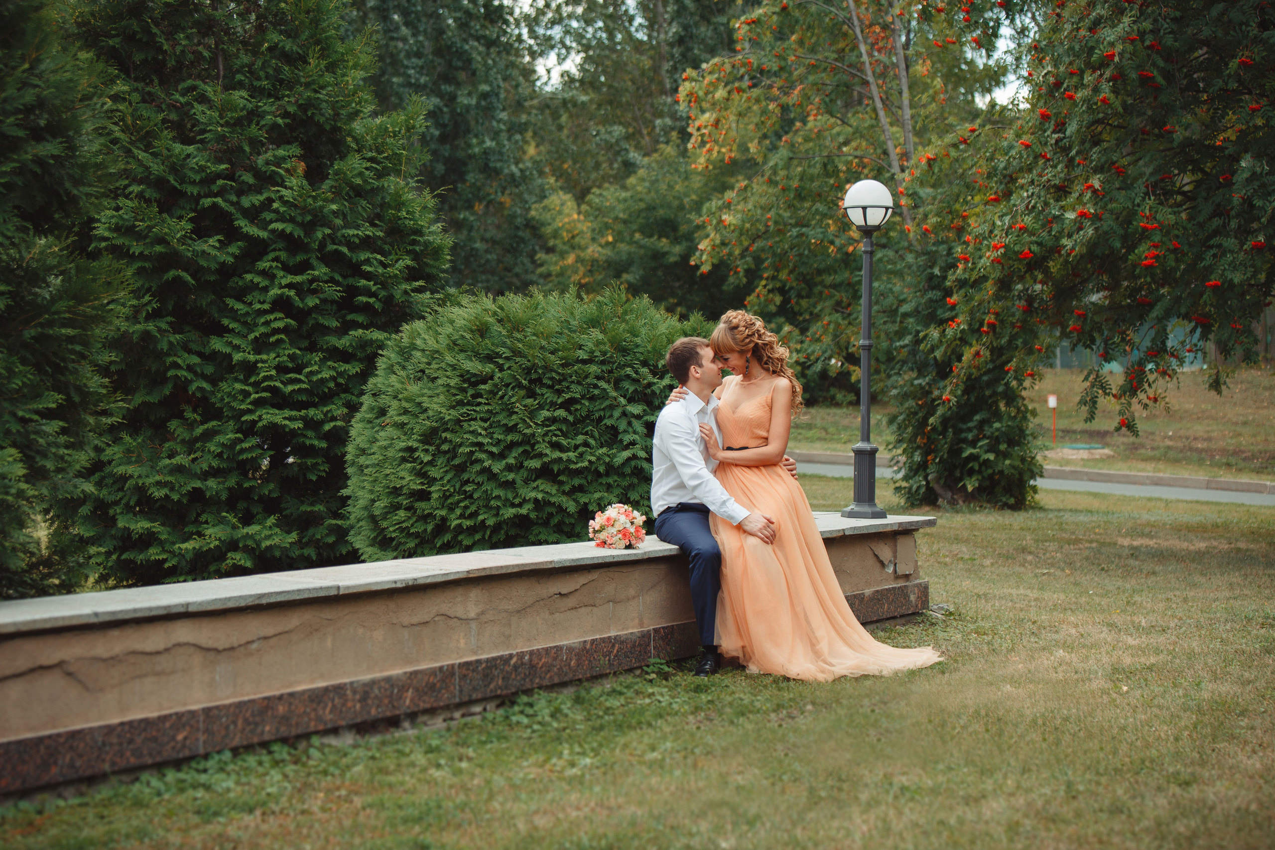 Фотосъёмка love-story лавстори в Сызрани. Свадебный, семейный и школьный фотограф в Сызрани Максим Баталов