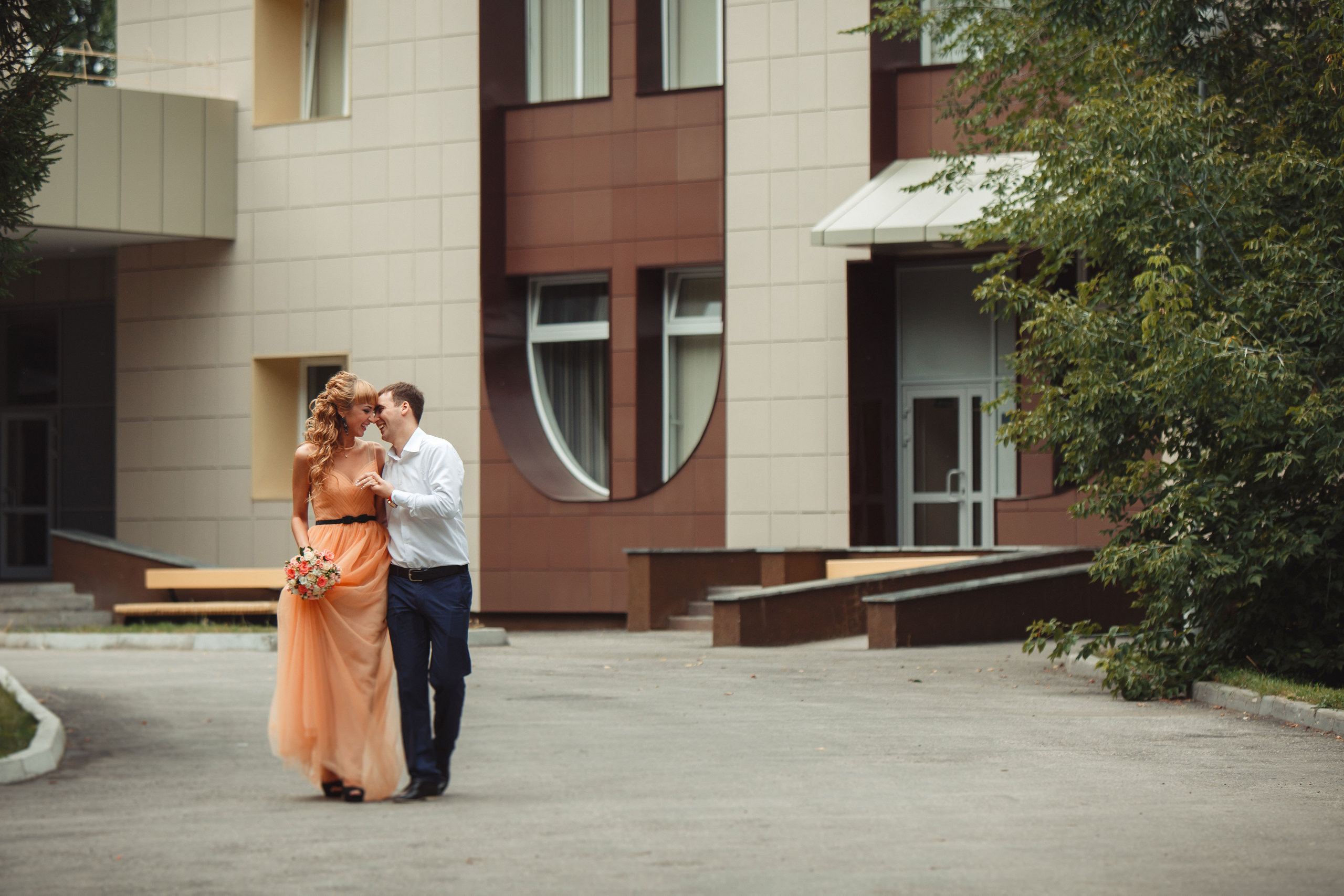 Фотосъёмка love-story лавстори в Сызрани. Свадебный, семейный и школьный фотограф в Сызрани Максим Баталов