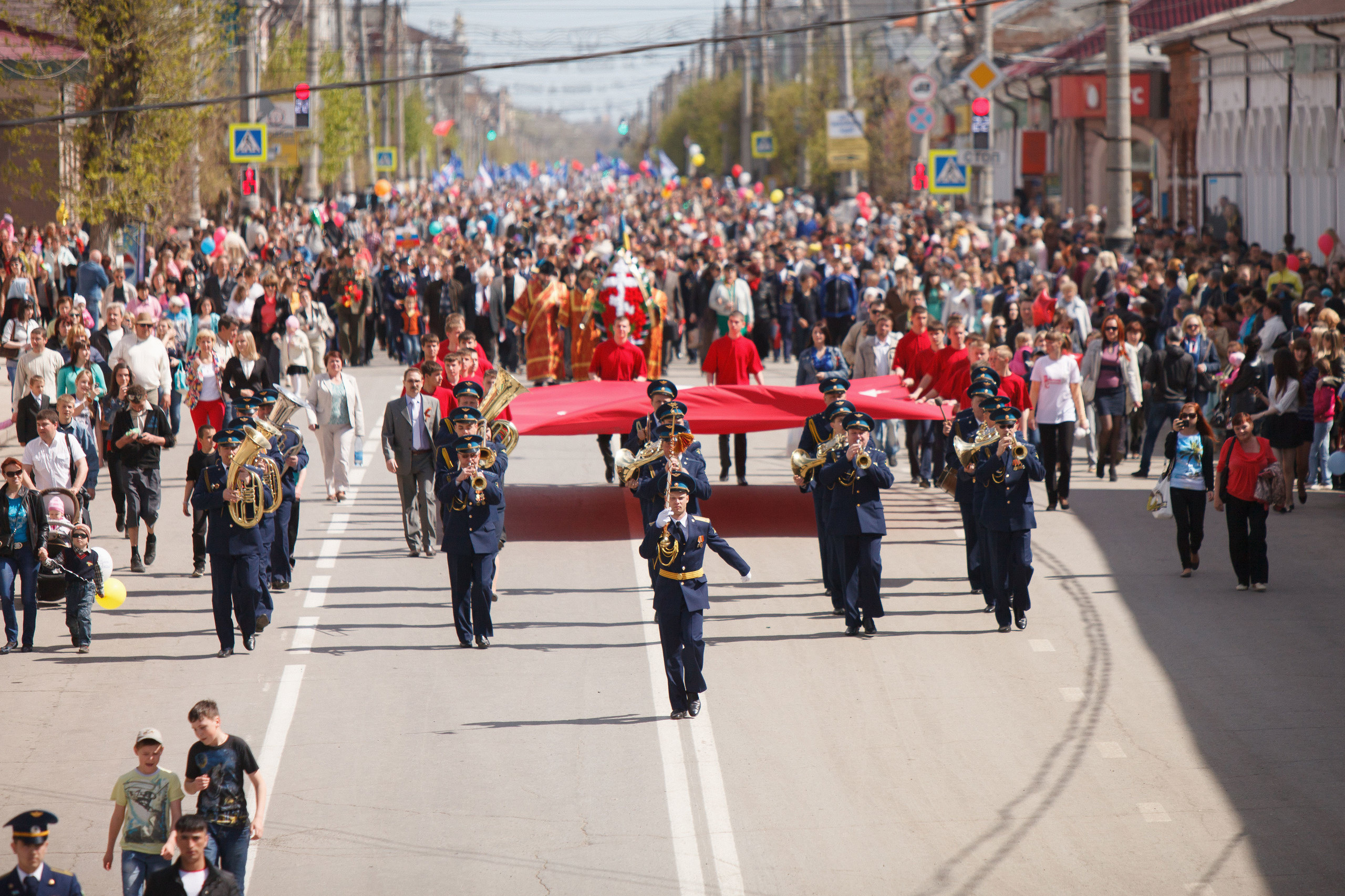 9 мая в Сызрани. Свадебный, семейный и школьный фотограф в Сызрани Максим Баталов