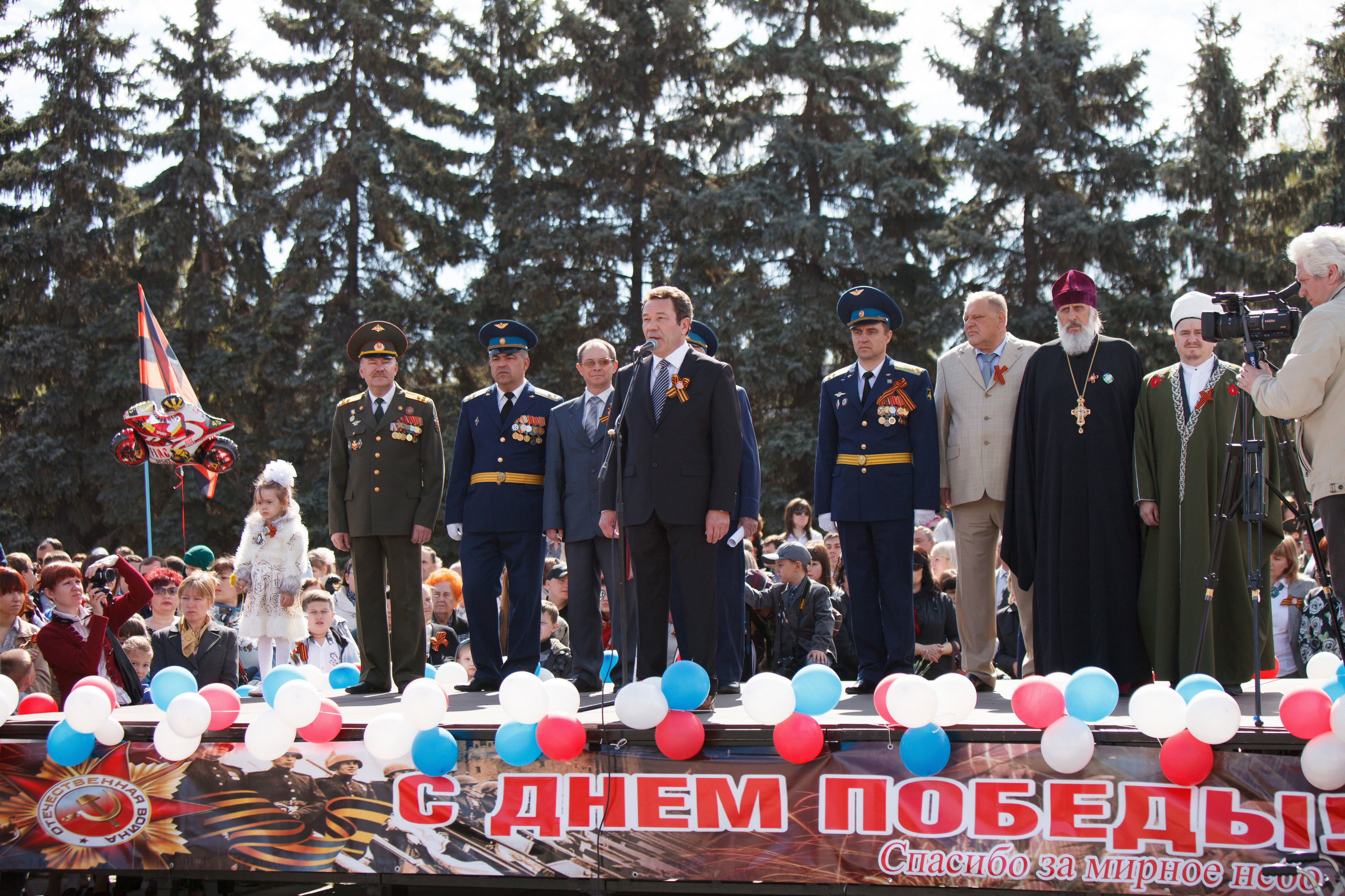 9 мая в Сызрани. Свадебный, семейный и школьный фотограф в Сызрани Максим Баталов