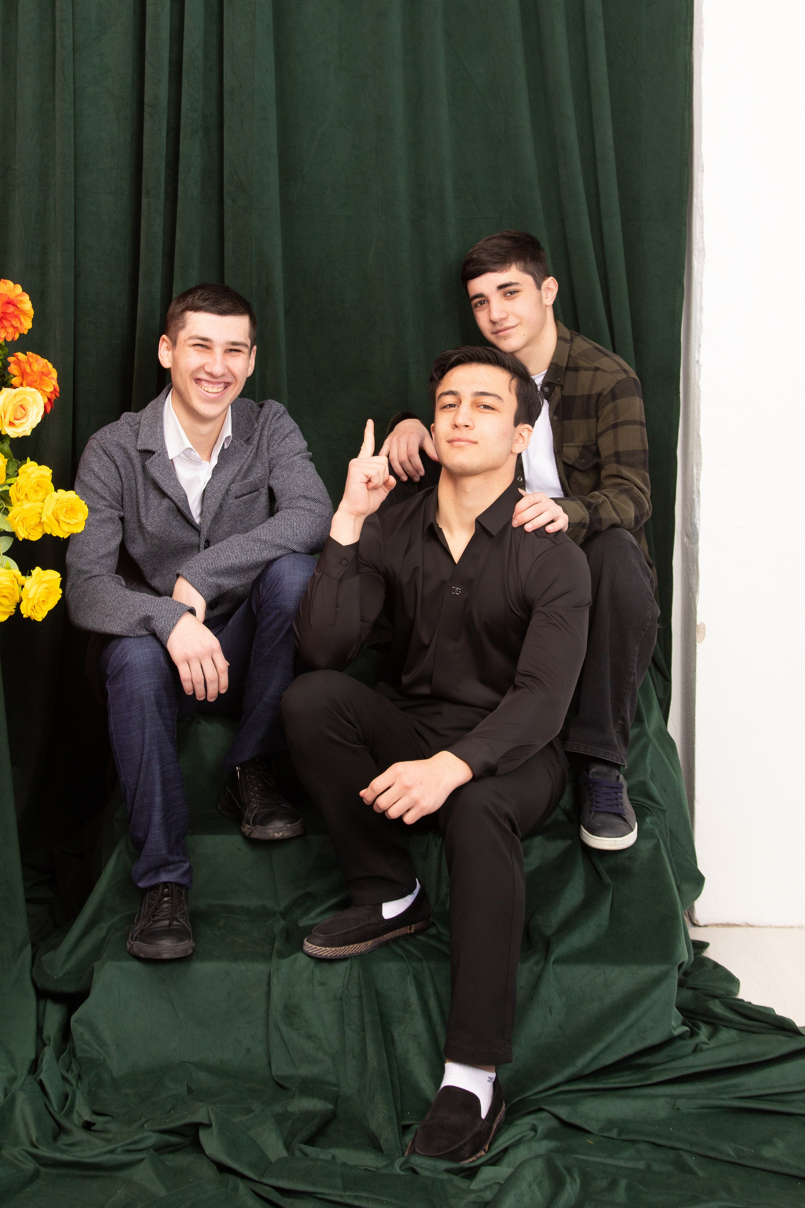 9  и 11 классы. Школьный фотограф в г. Нальчик Галимат Абитова