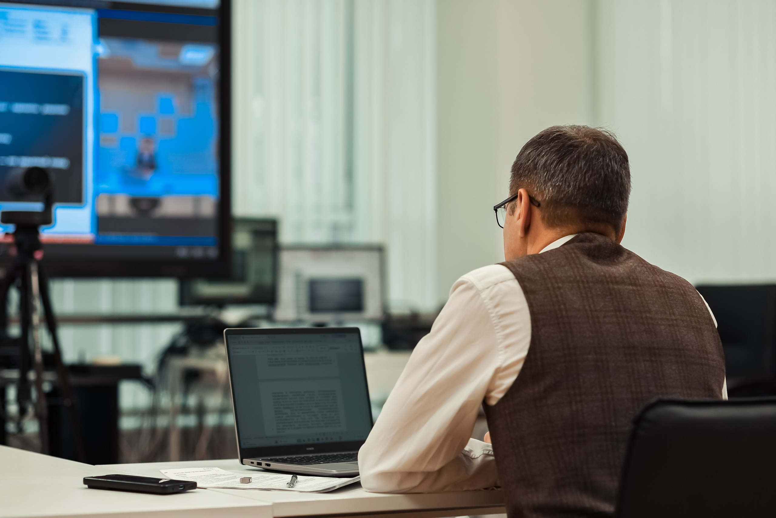 Съемка Андрея в центре «Мойбизнес» г. Тула. Фотограф Тула творческие фотосессии недорого Ольга Ромашина