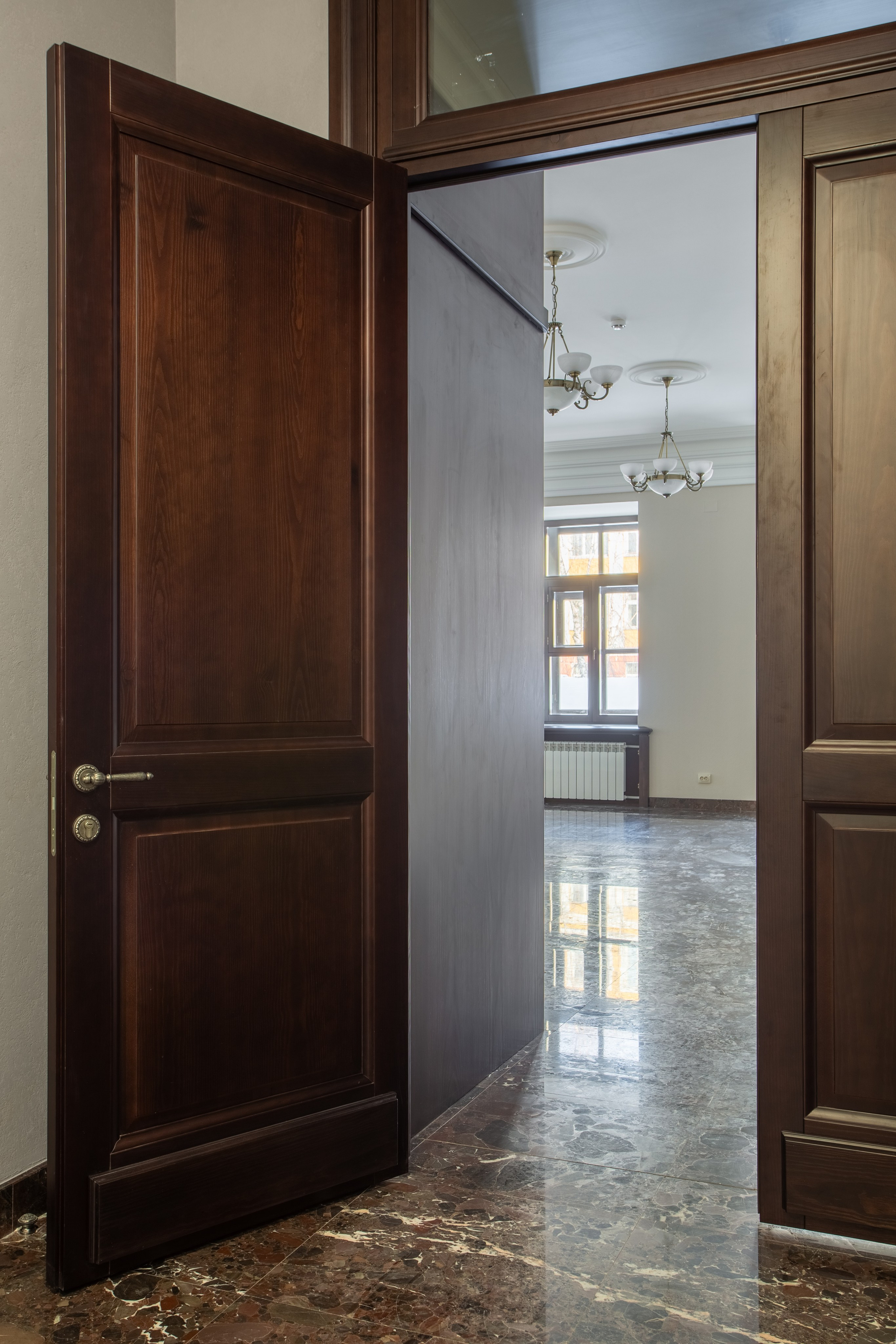 Отреставрированный «Дом Мясникова» на Вейнбаму, заказчик ООО «Гуриати». Интерьерный фотограф и ретушер в Красноярске Денис Антропов