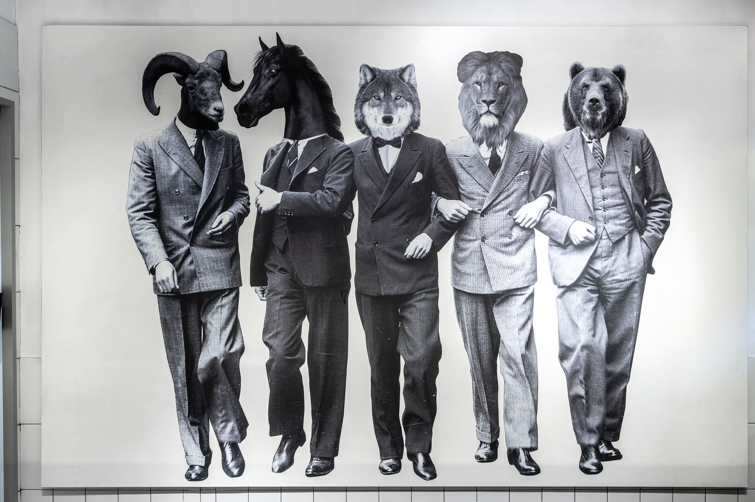 Винный бар ZAZAZU. Интерьерный фотограф. Фото- видеосъемка недвижимости Санкт-Петербург