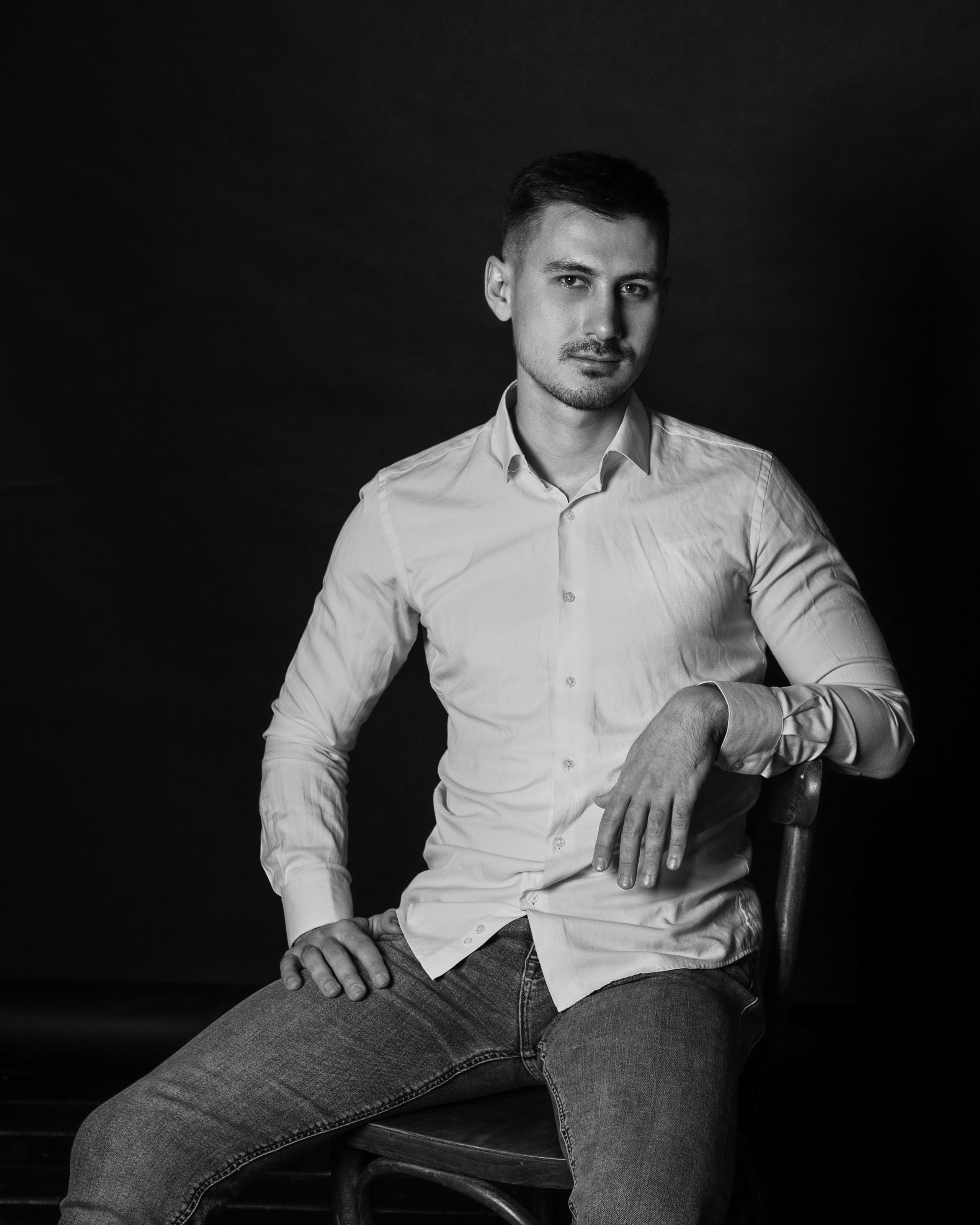 Мужской портрет. Фотограф Минск Юлия Войнич