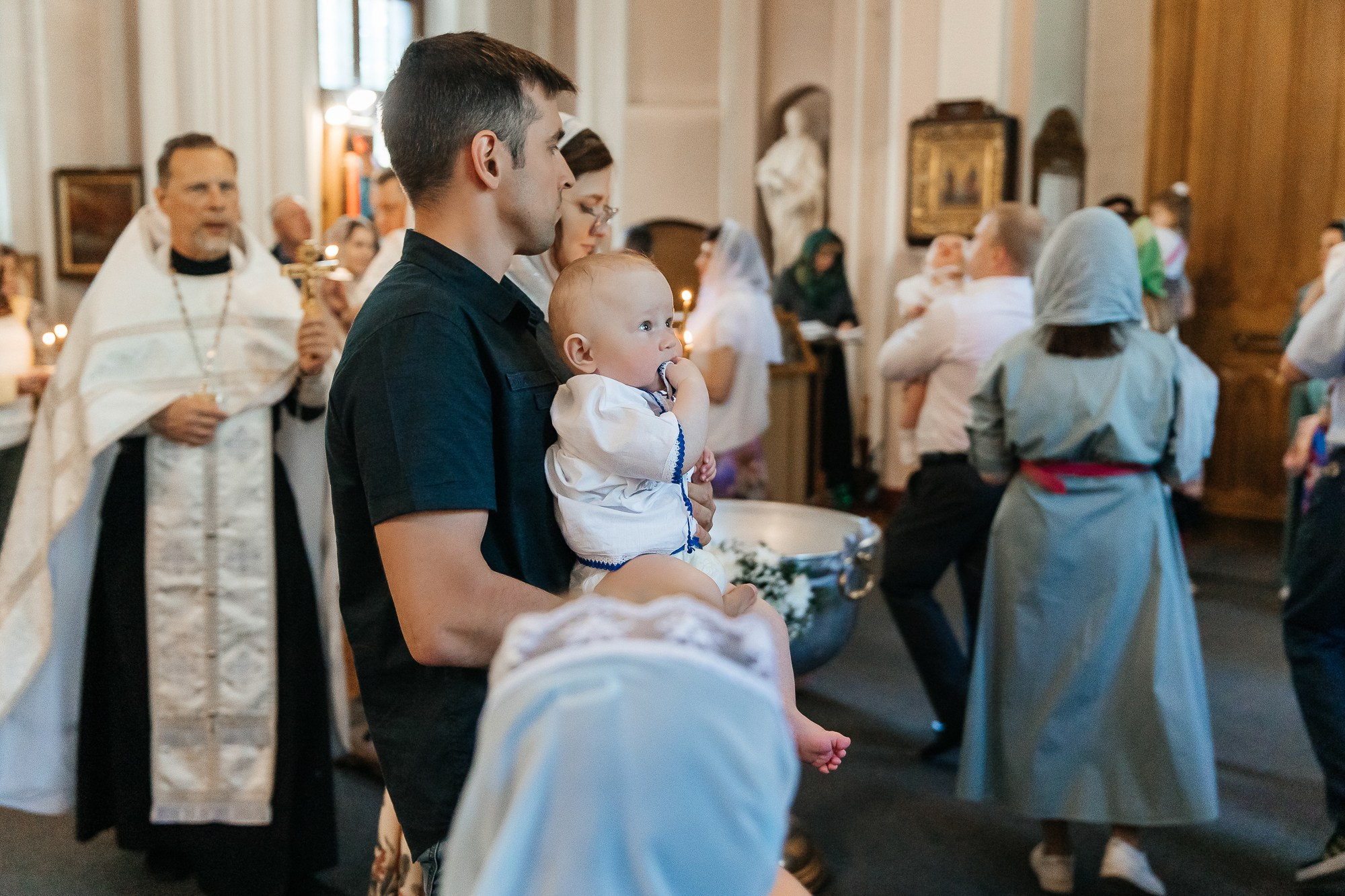 Таинство крещения Дмитрия (28 мая 2023). Свадебный и семейный фотограф Крамар Наталья