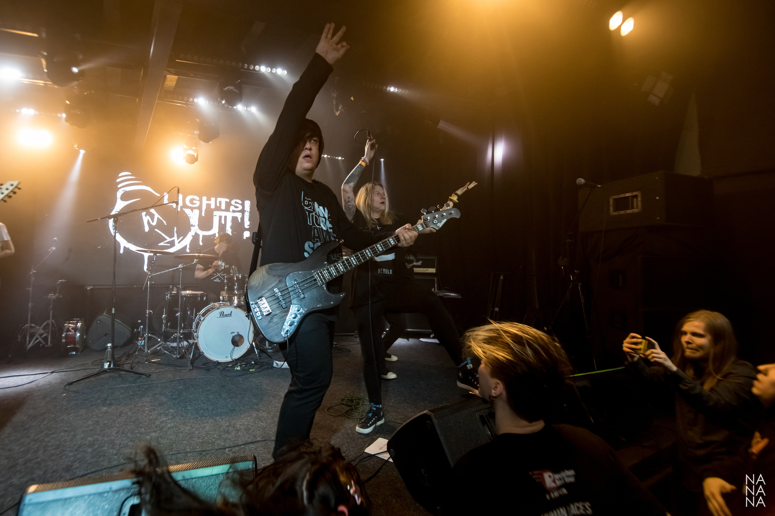 LIGHTS OUT!. Фотограф Елена Богачева (lenalena_na_na_na)