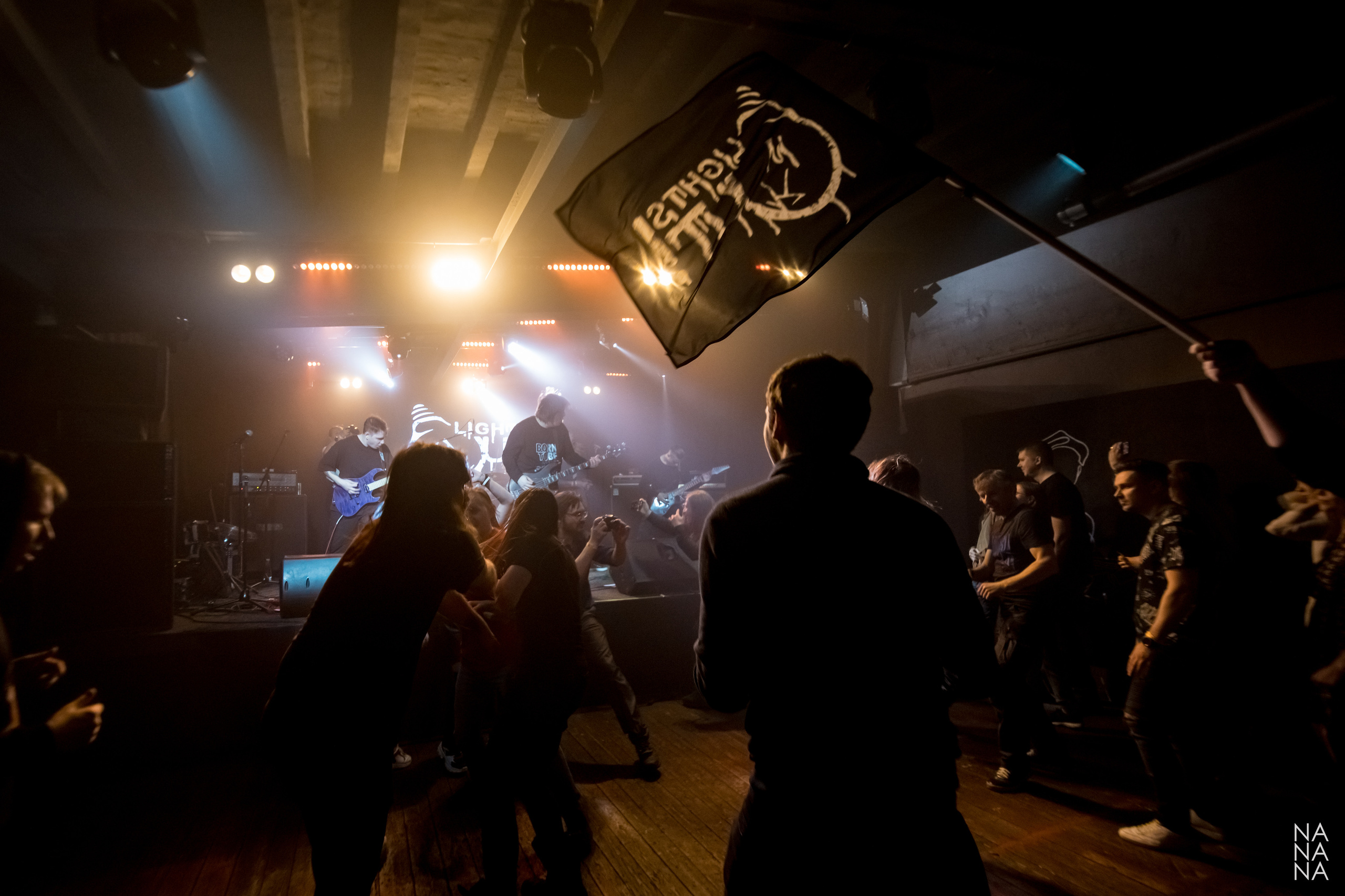 LIGHTS OUT!. Фотограф Елена Богачева (lenalena_na_na_na)