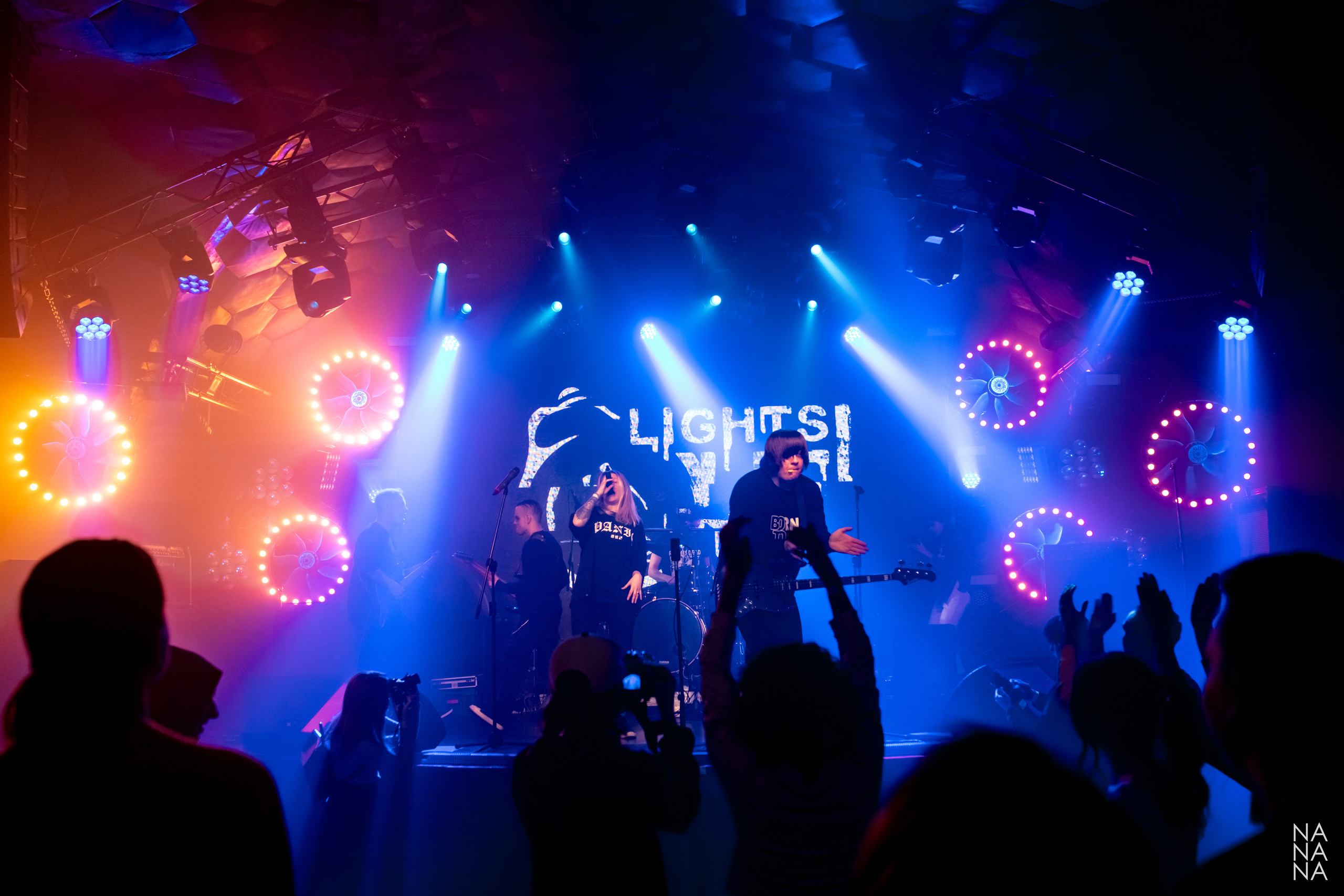 LIGHTS OUT!. Фотограф Елена Богачева (lenalena_na_na_na)