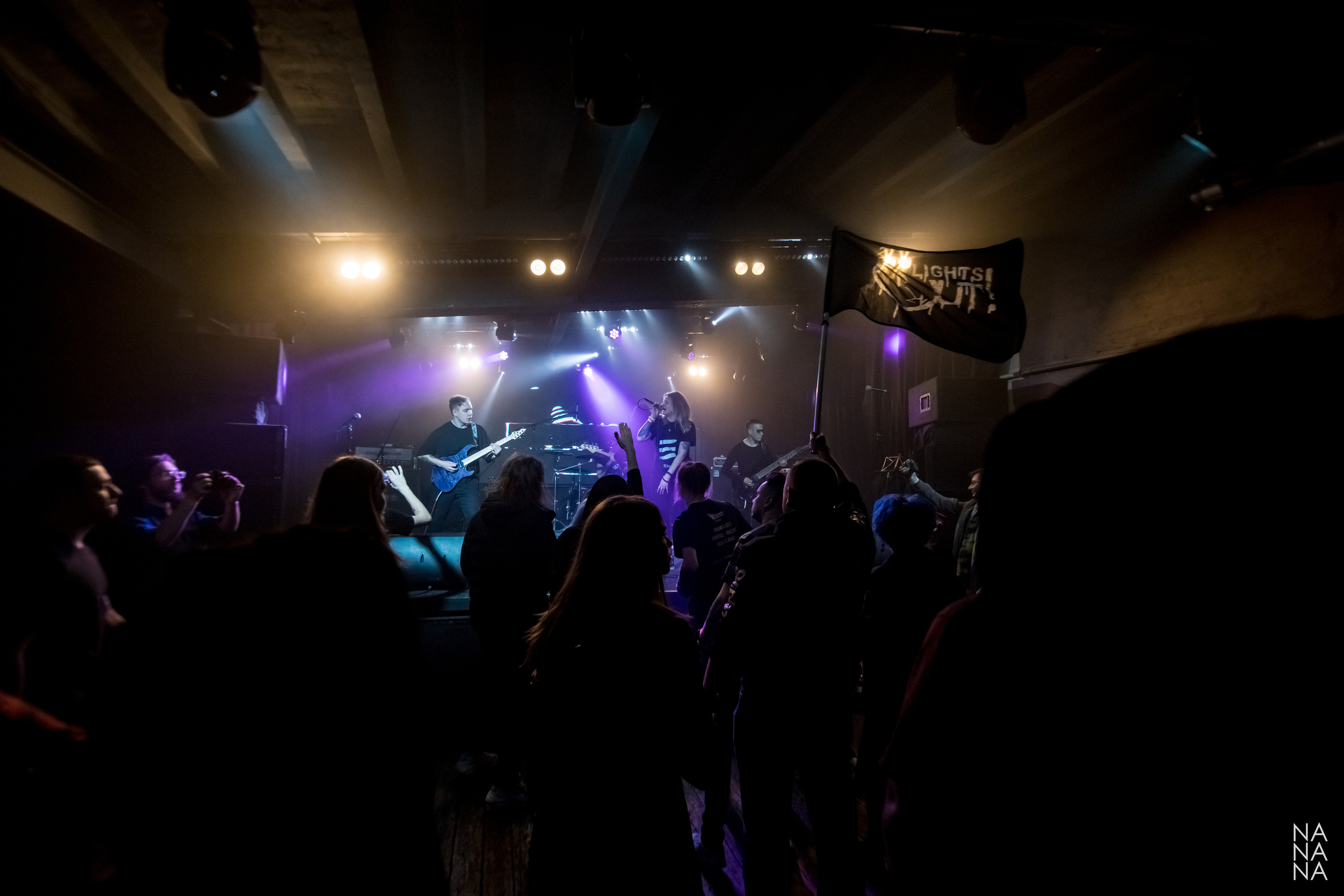 LIGHTS OUT!. Фотограф Елена Богачева (lenalena_na_na_na)