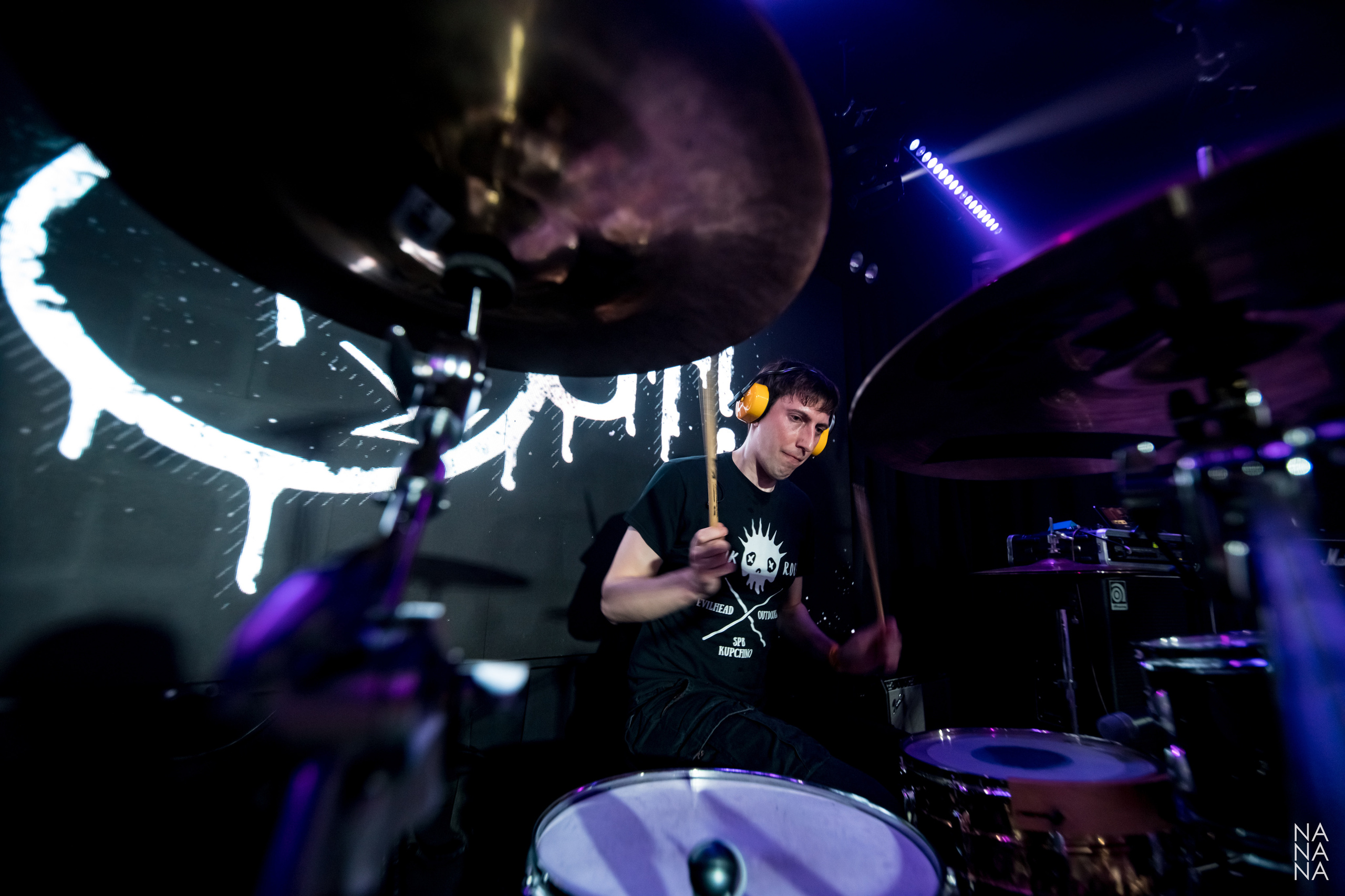 LIGHTS OUT!. Фотограф Елена Богачева (lenalena_na_na_na)