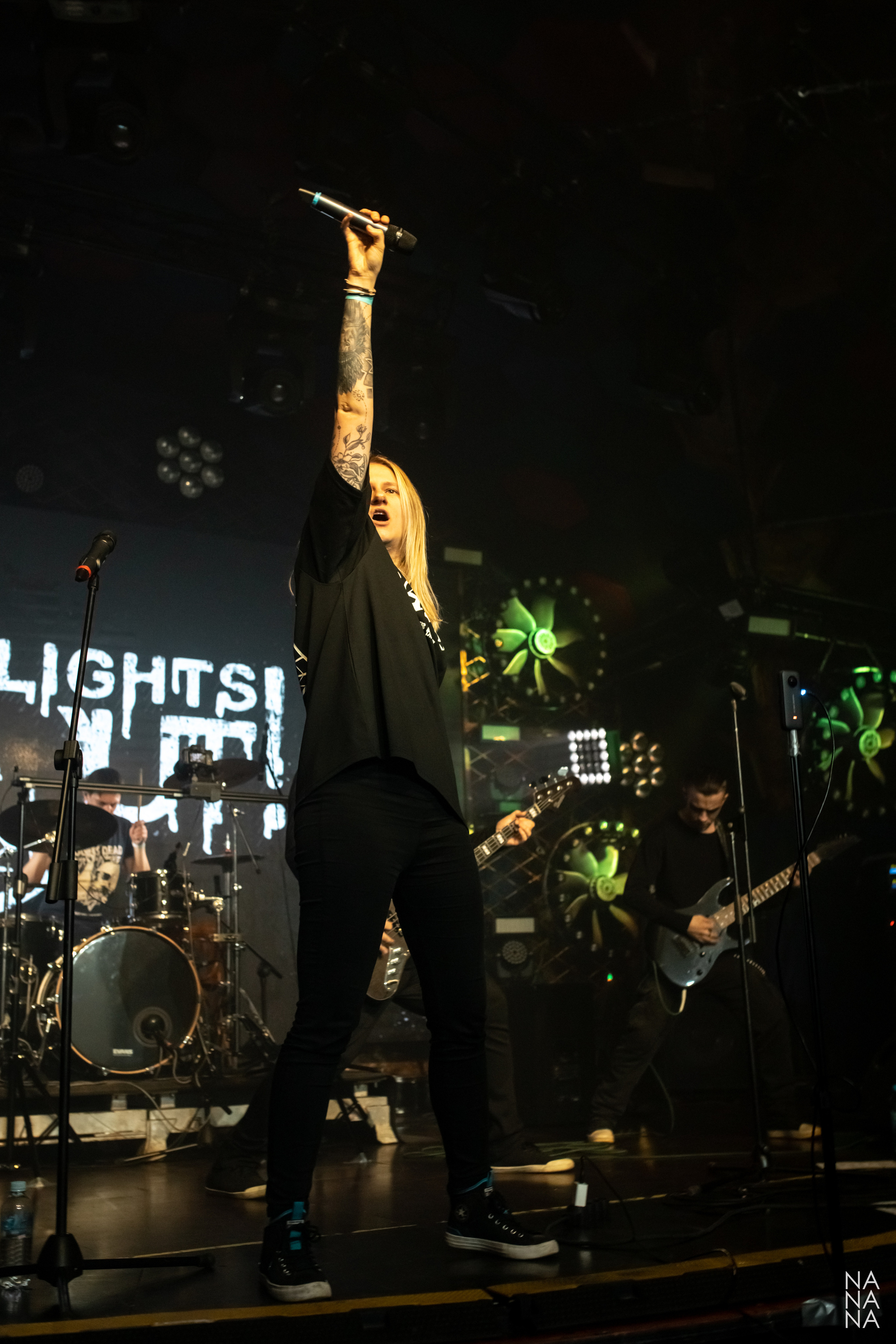 LIGHTS OUT!. Фотограф Елена Богачева (lenalena_na_na_na)