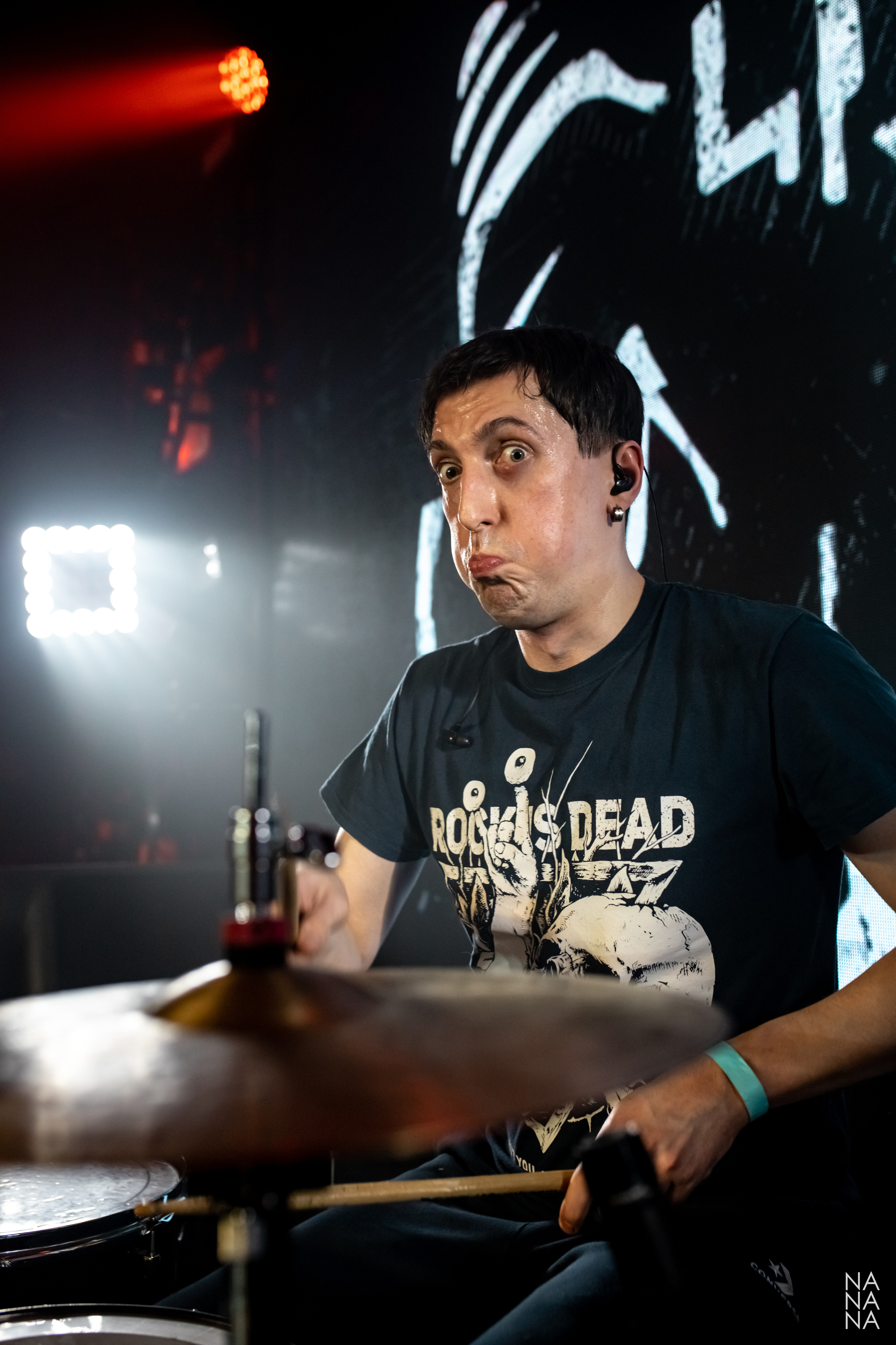 LIGHTS OUT!. Фотограф Елена Богачева (lenalena_na_na_na)