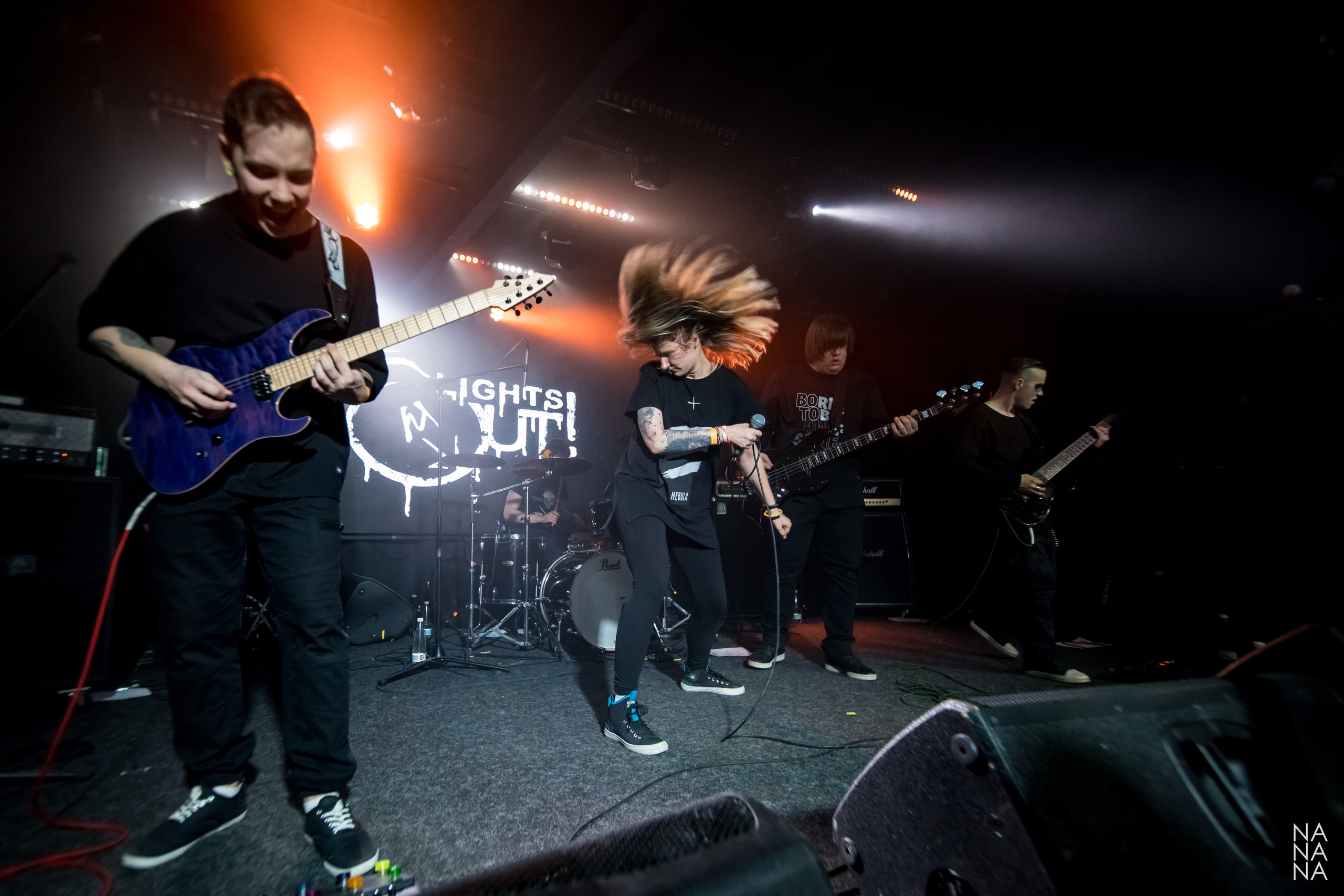 LIGHTS OUT!. Фотограф Елена Богачева (lenalena_na_na_na)