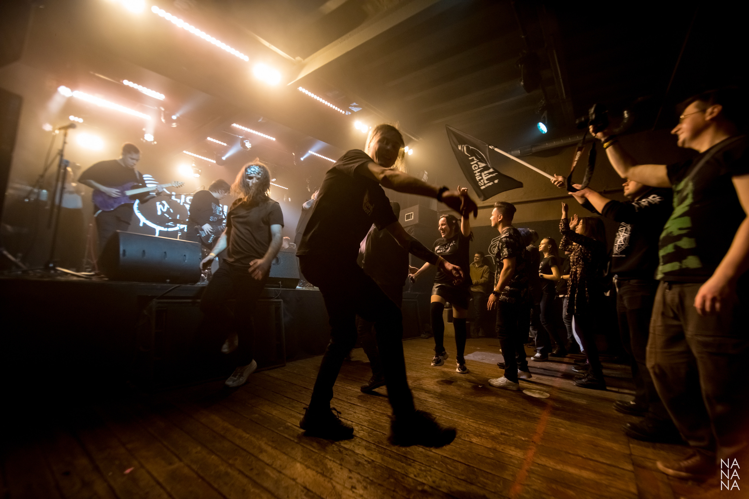 LIGHTS OUT!. Фотограф Елена Богачева (lenalena_na_na_na)