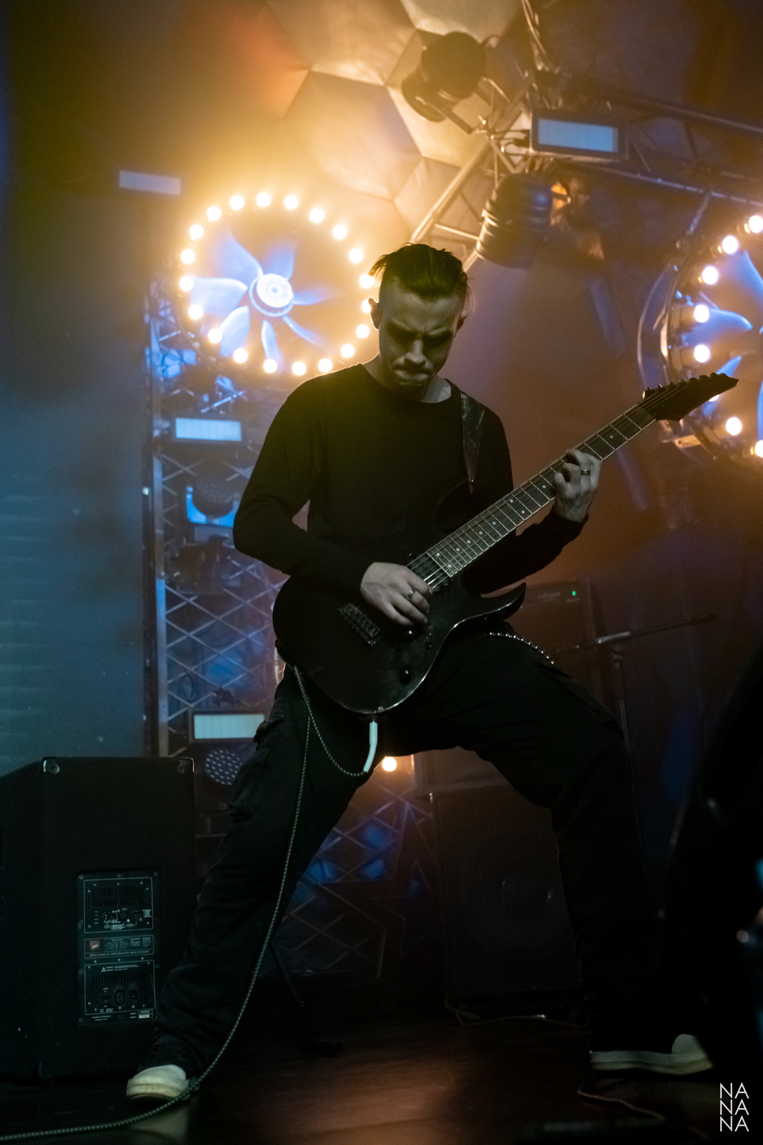 LIGHTS OUT!. Фотограф Елена Богачева (lenalena_na_na_na)