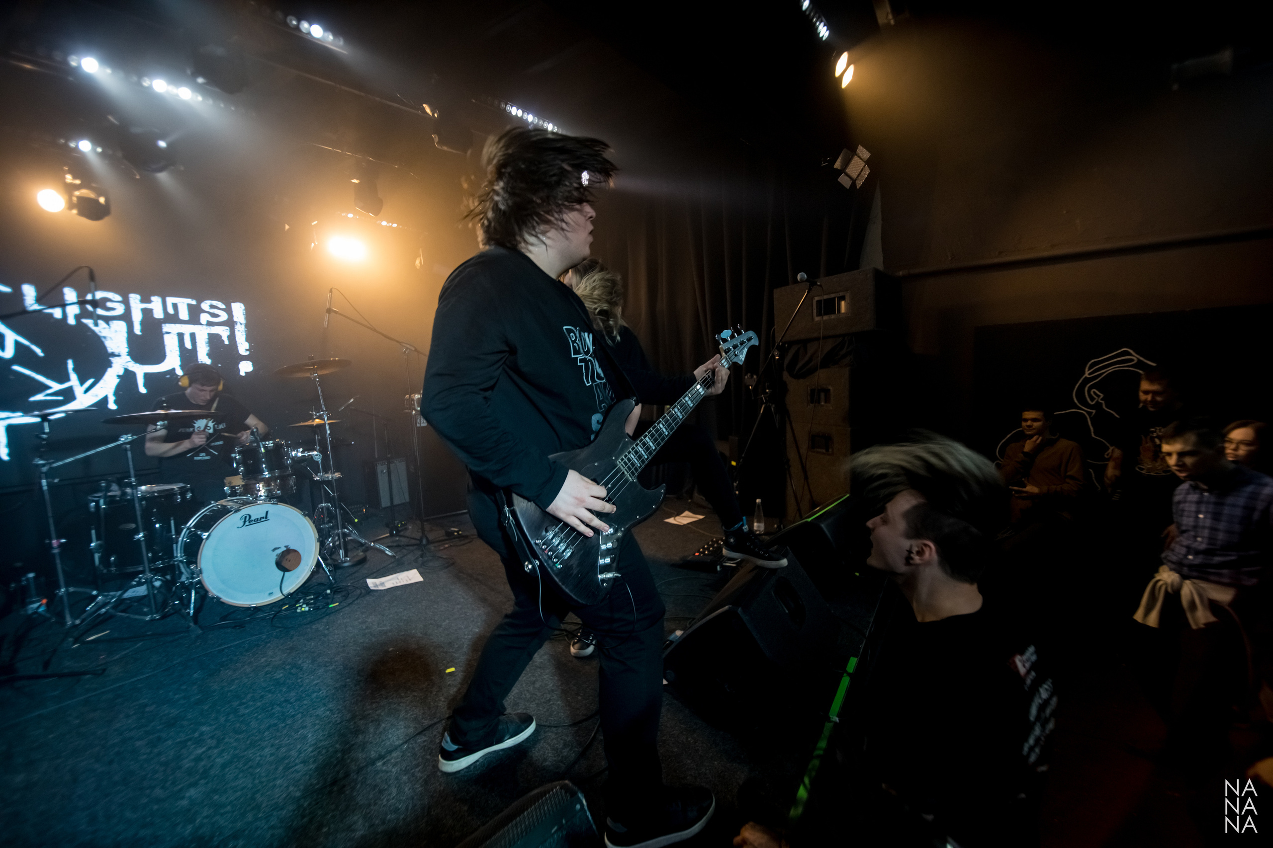 LIGHTS OUT!. Фотограф Елена Богачева (lenalena_na_na_na)