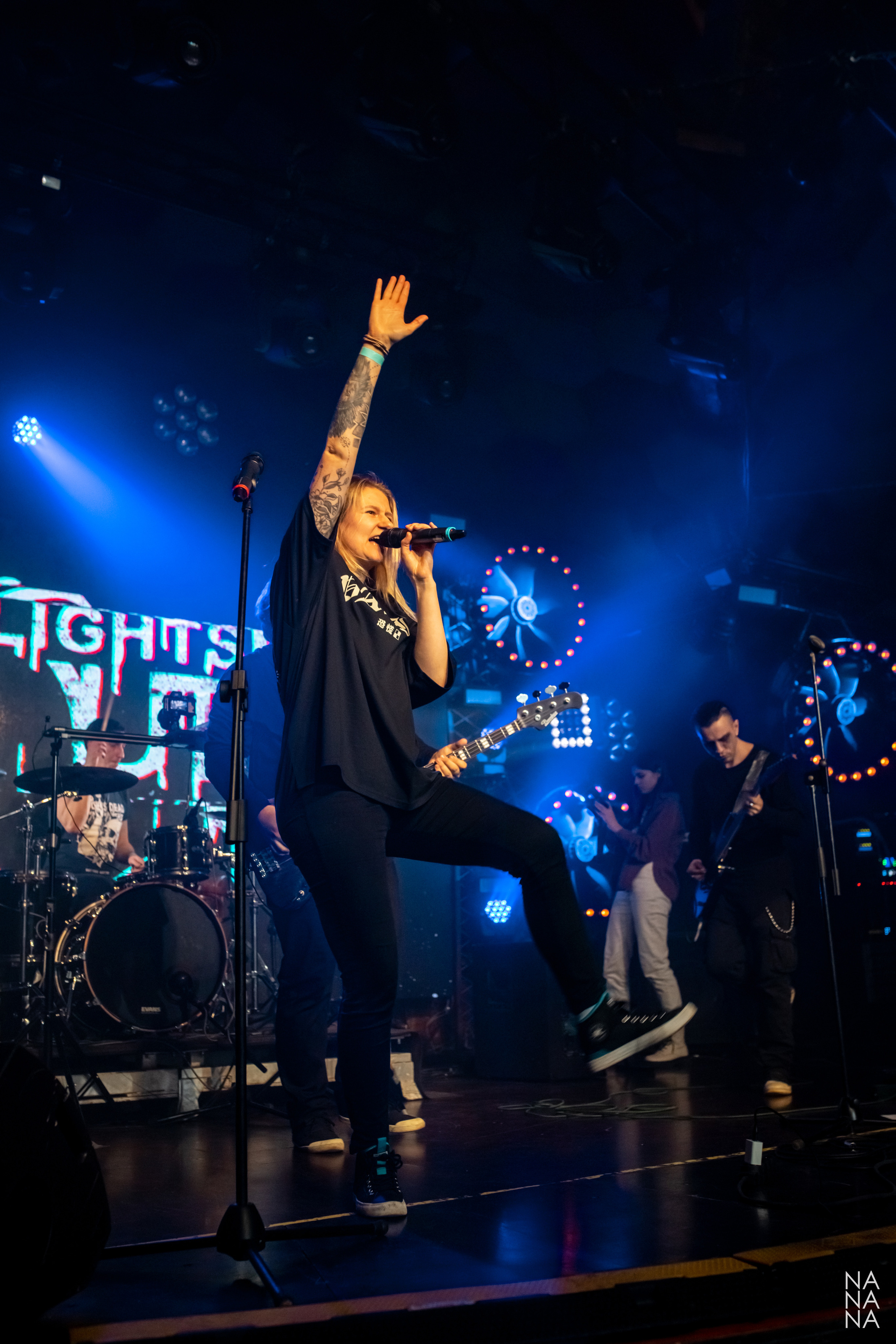 LIGHTS OUT!. Фотограф Елена Богачева (lenalena_na_na_na)