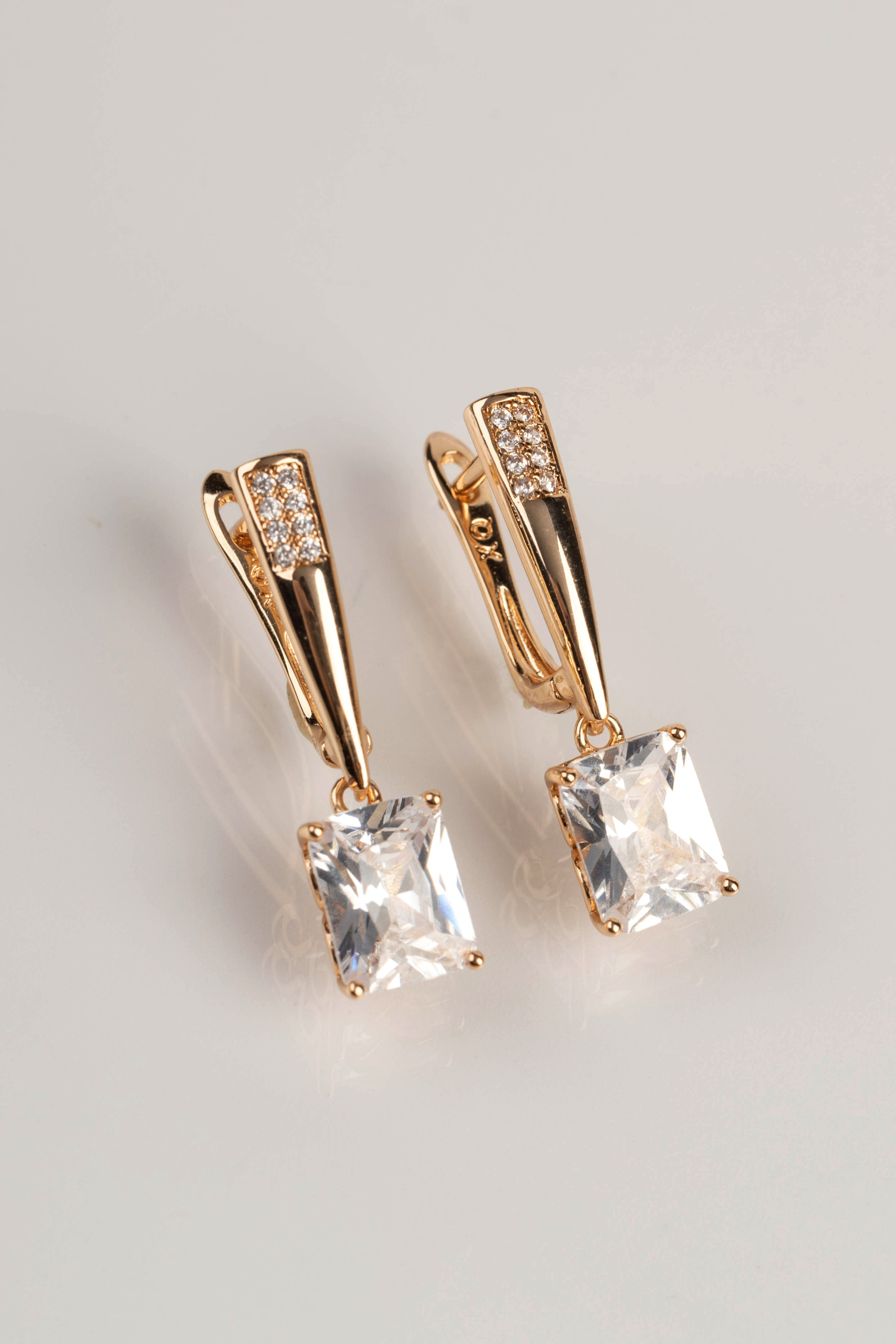 Ювелирные украшения. Предметный фотограф в Крыму Ольга Шестакова