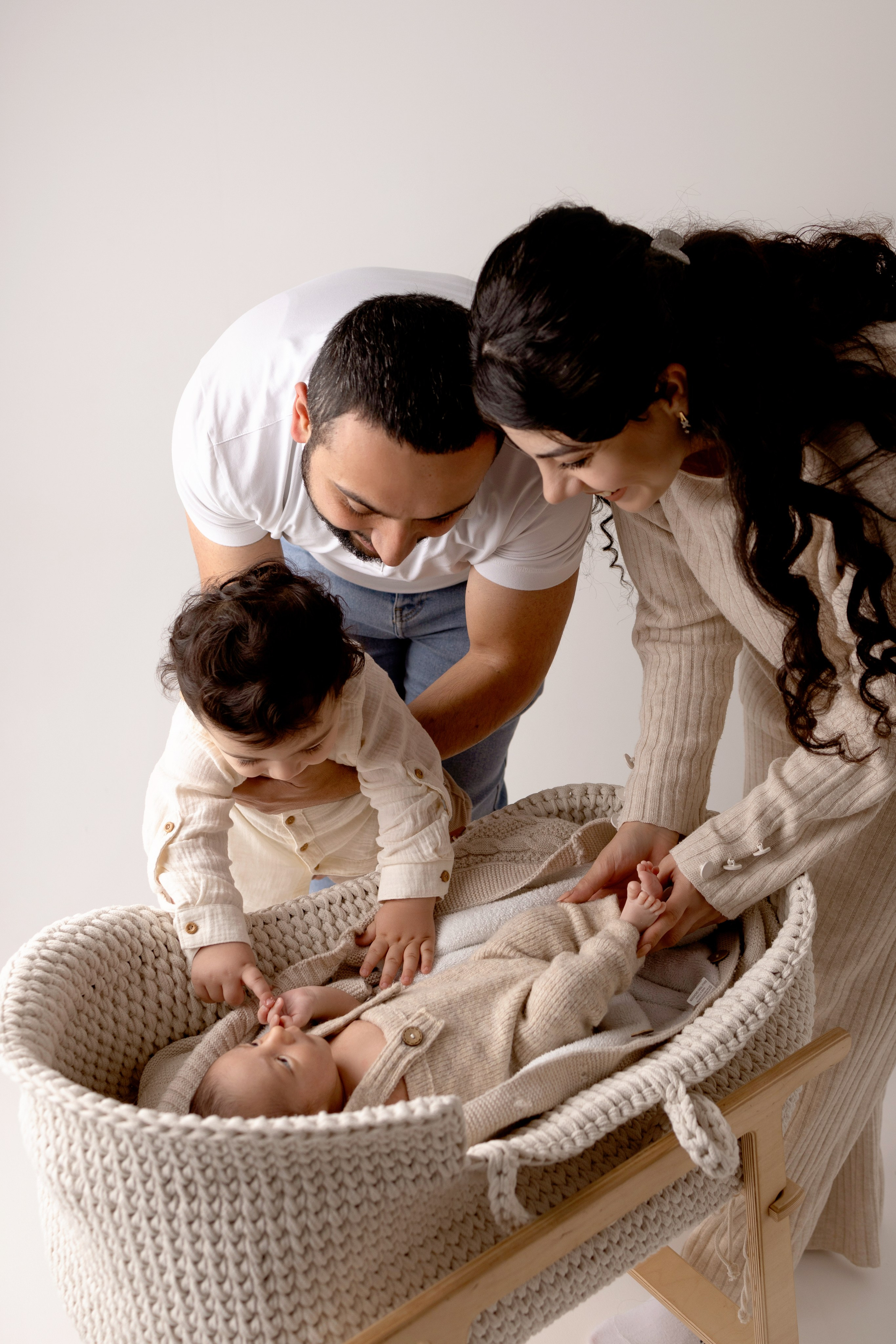 Малыш и родители