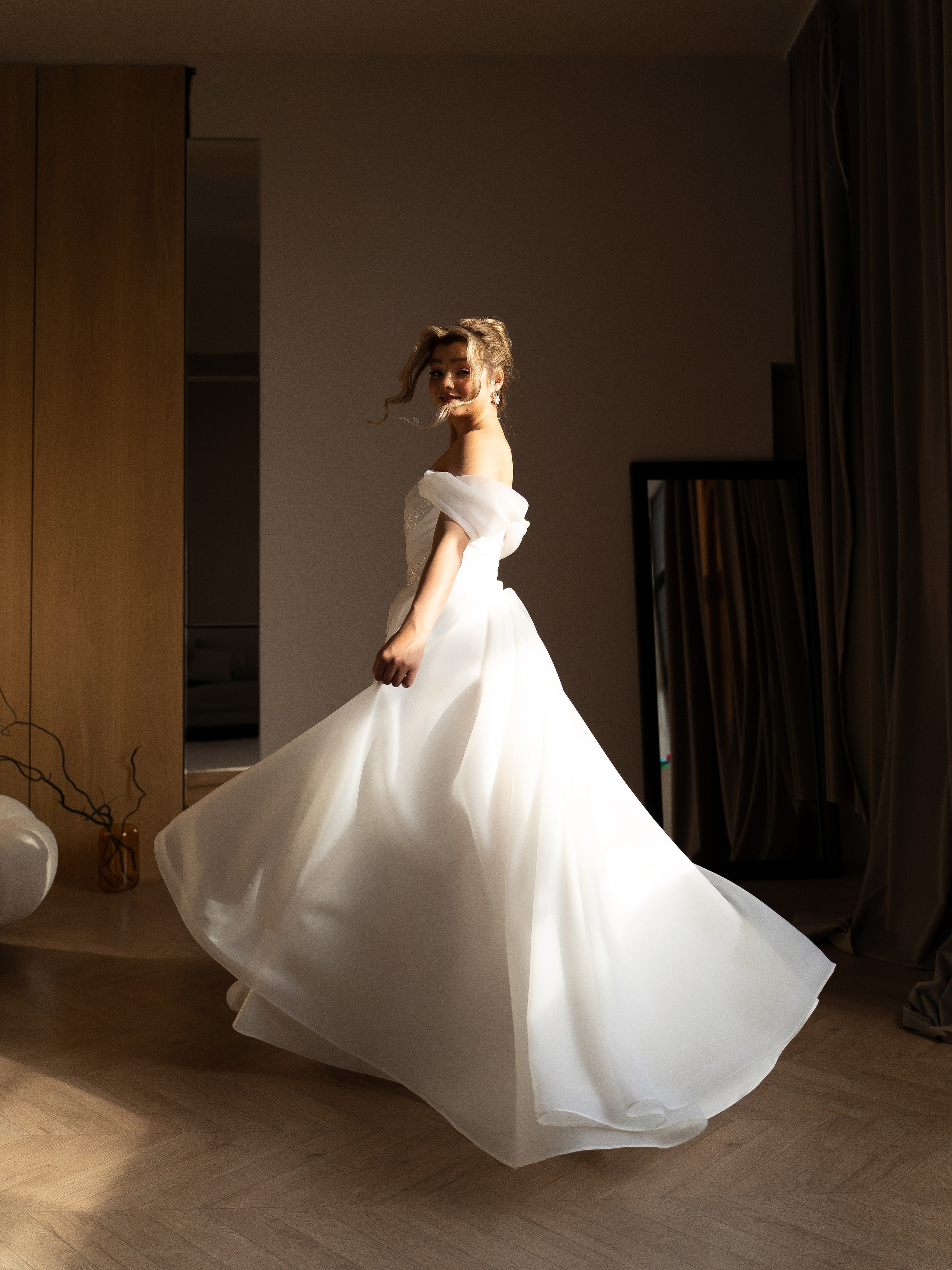 Каталог свадебных платьев. Иван Упоров — фотограф, рилсмейкер чебоксары