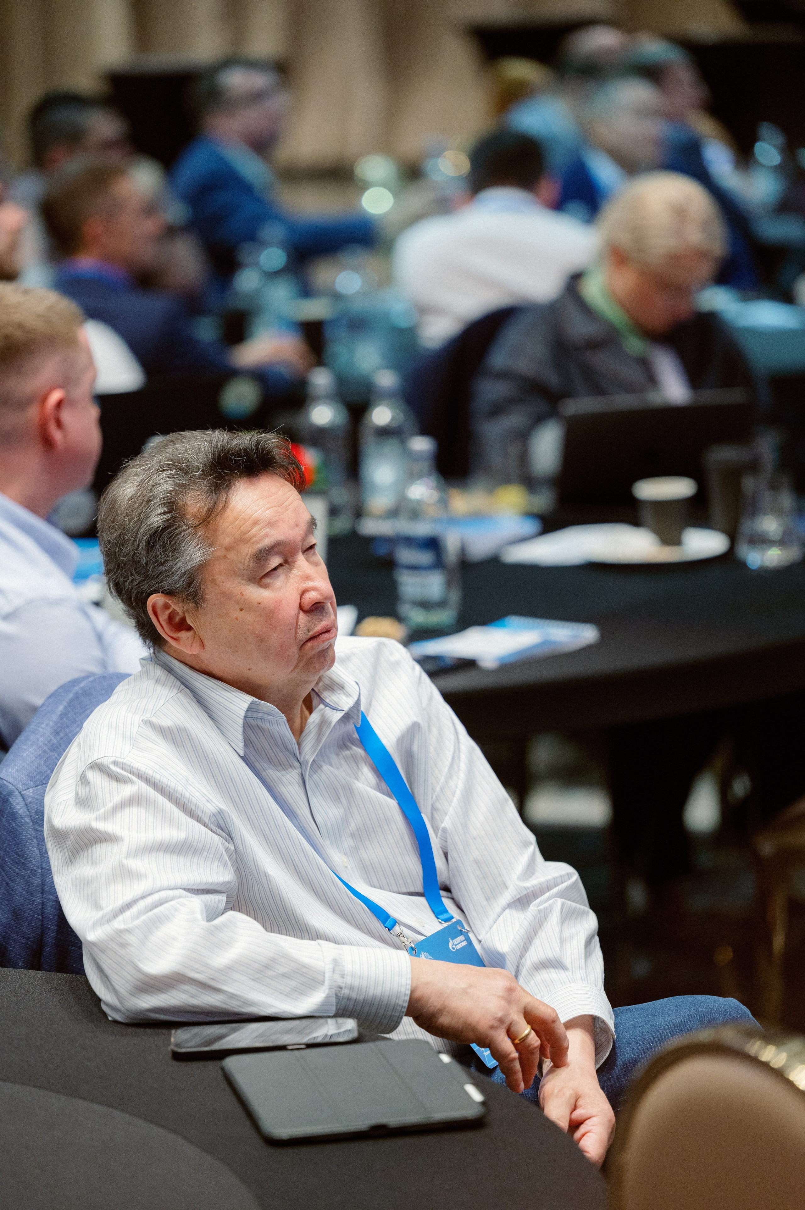 Газпром конференция. Фотограф Павел Петров г. Тюмень