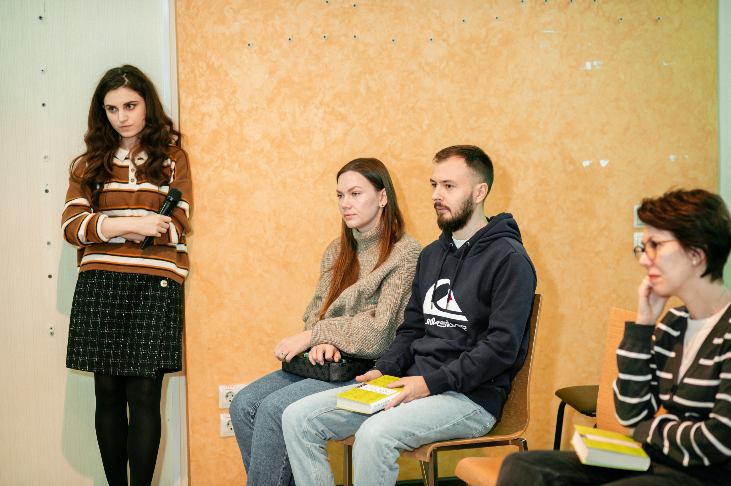 Ася Казанцева 19.11.23 #Читайгород. Фотограф Елена Новикова