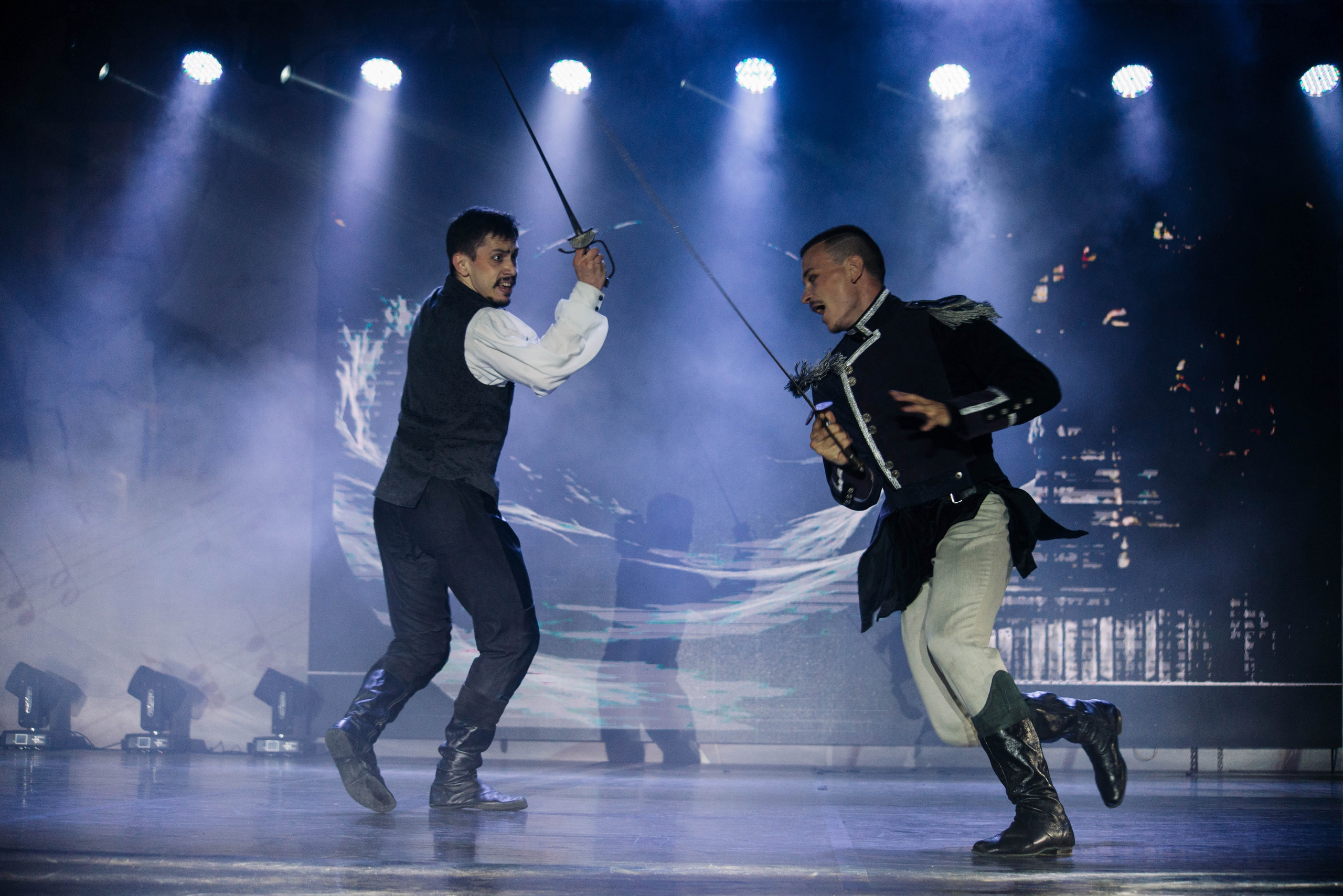 Пугачёвъ. Репортажный и портретный фотограф в Липецкой, Воронежской, Московской области Тёма Белоусов