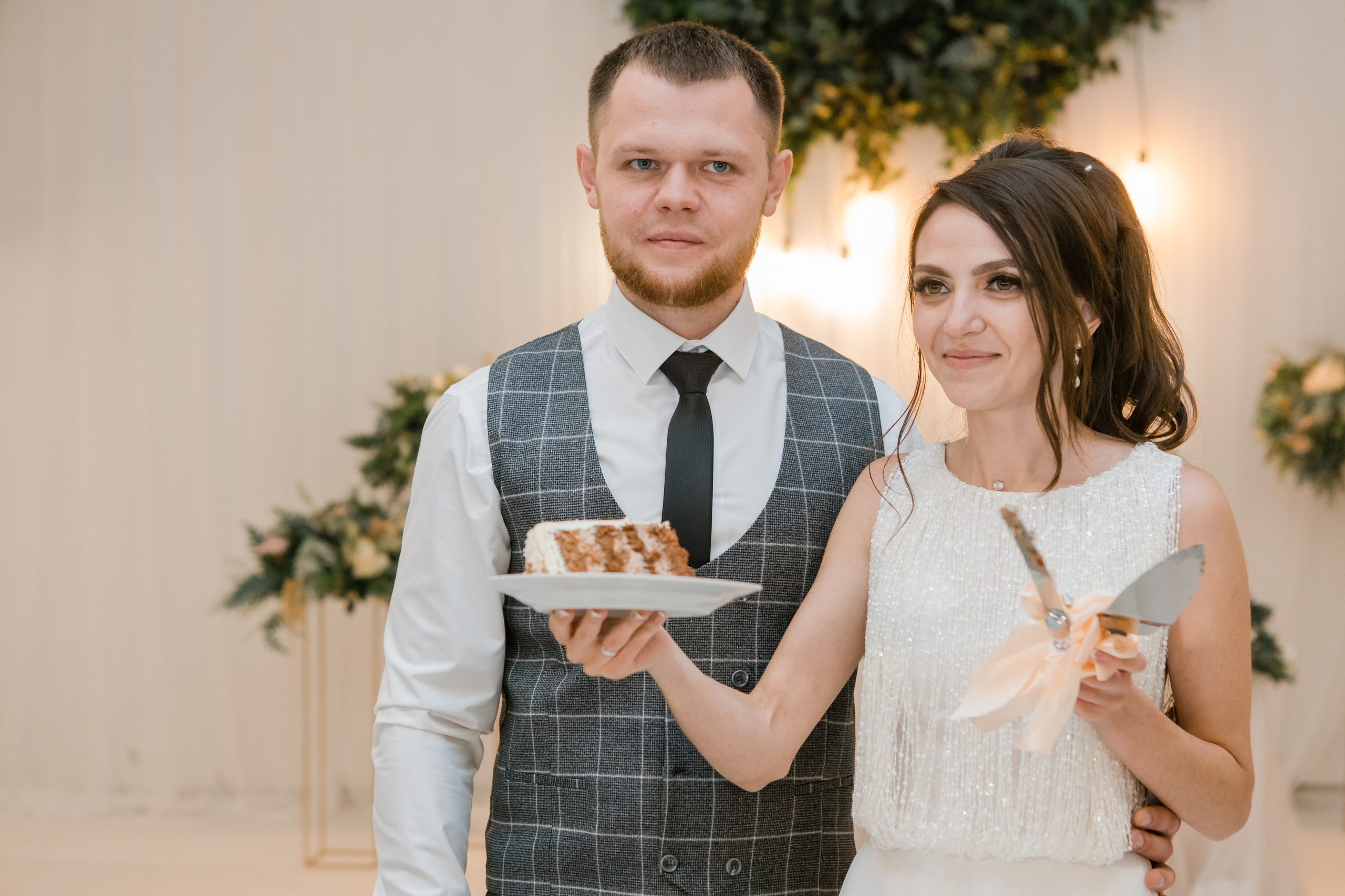 Свадебная фотосессия Сергея и Татьяны. Наша свадебная сказка. Видеосъемка и фотосъемка свадеб. Фотограф и оператор на свадьбу. Видеосъемка подкастов, собственная видео-фотостудии. Предметная фотосъемка