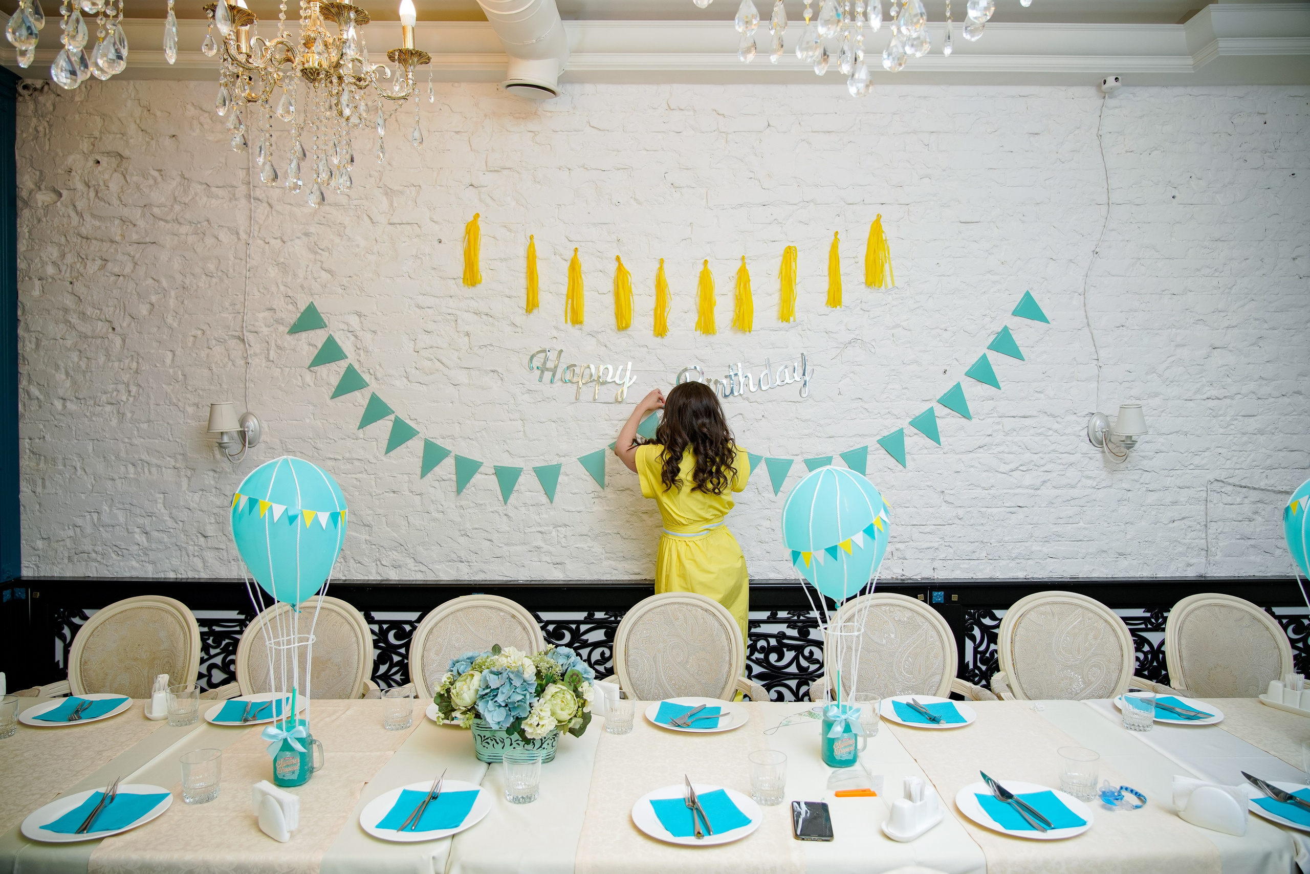 1 год)). Max Matvich and Victoria Basova are professionals in their field