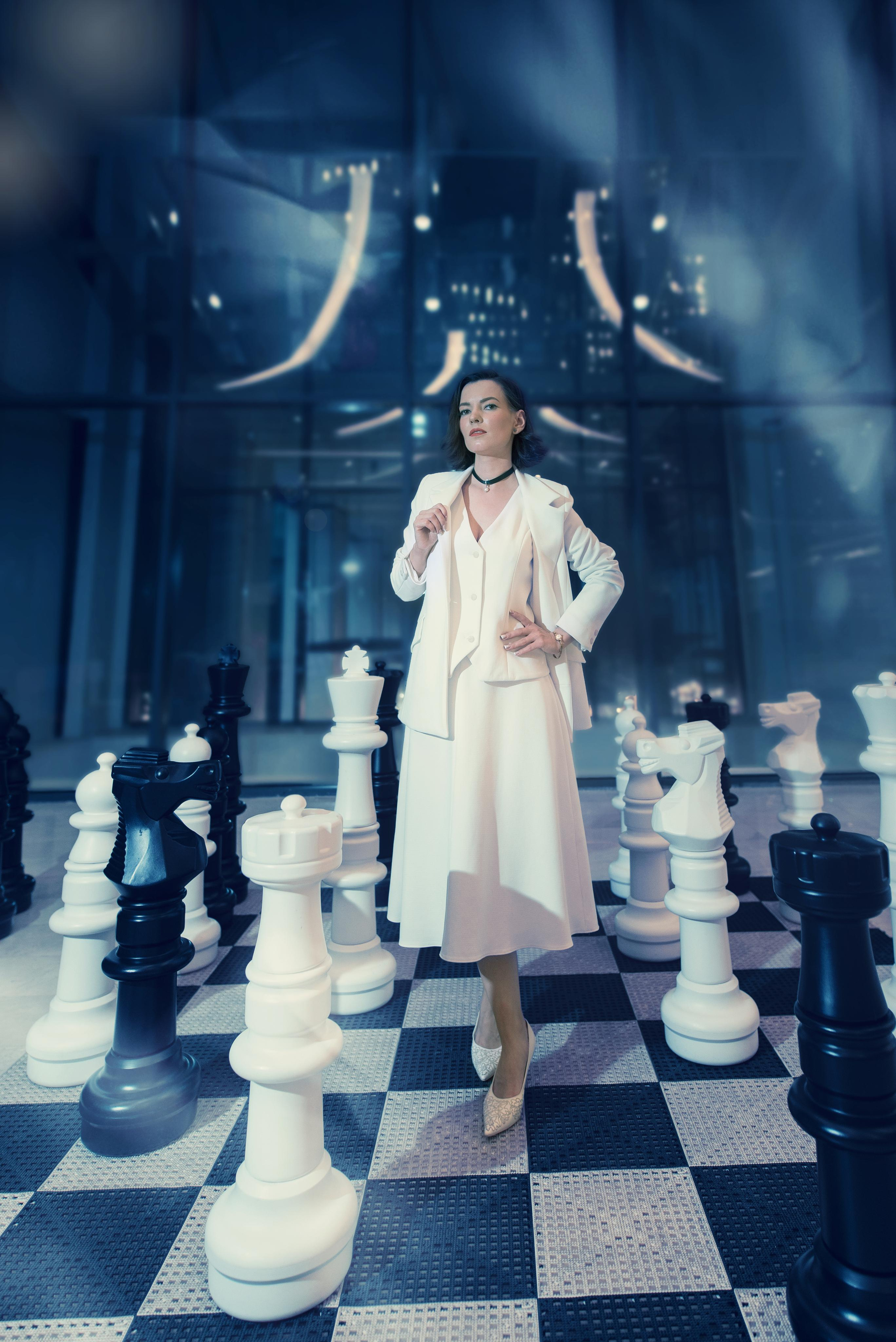 «Ход королевы» стилизация под сериал Netflix. Фотограф в Алматы Новгородская Мария