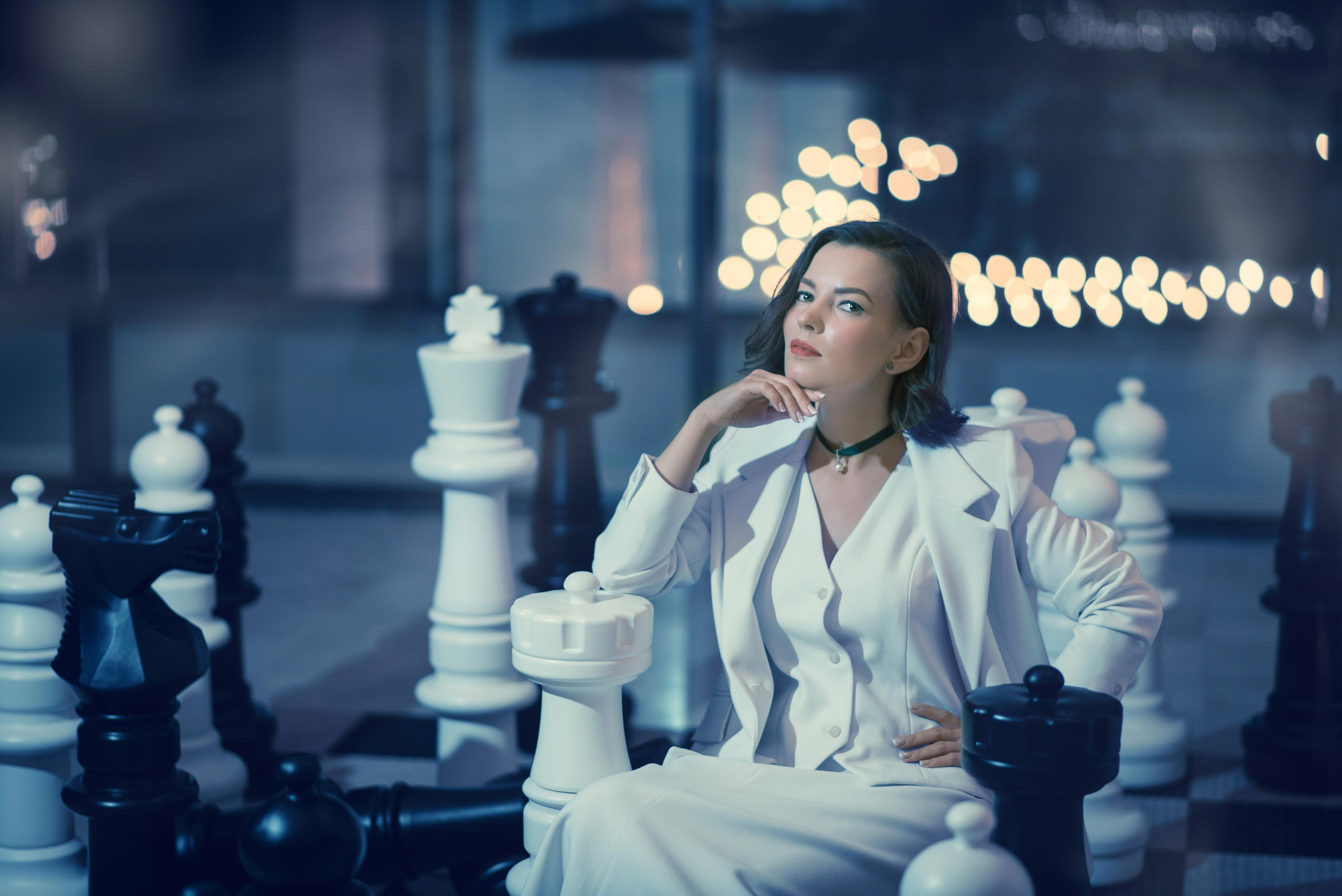 «Ход королевы» стилизация под сериал Netflix. Фотограф в Алматы Новгородская Мария