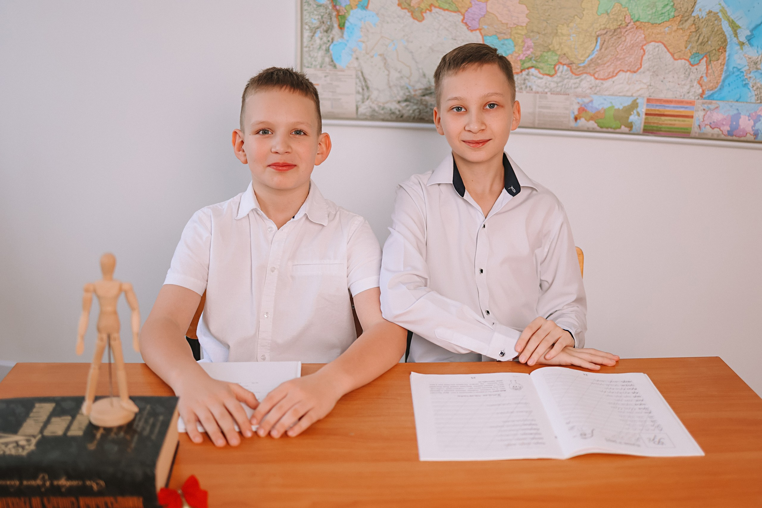 4 класс студия портрет и иконки. Семейный фотограф Тюмень, фотограф на роды Салмина Мария