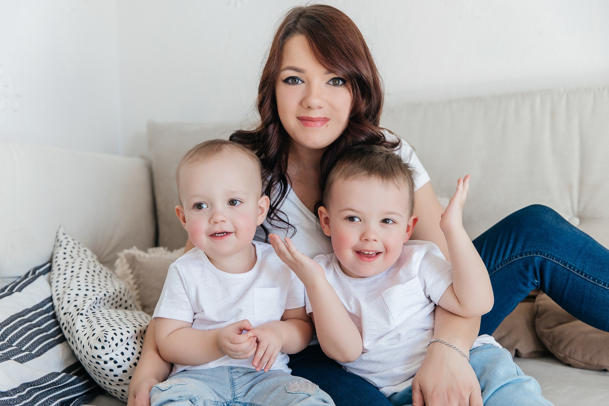 Александра, Арсений, Гоша и Диана (2 апреля 2023). Свадебный и семейный фотограф Крамар Наталья