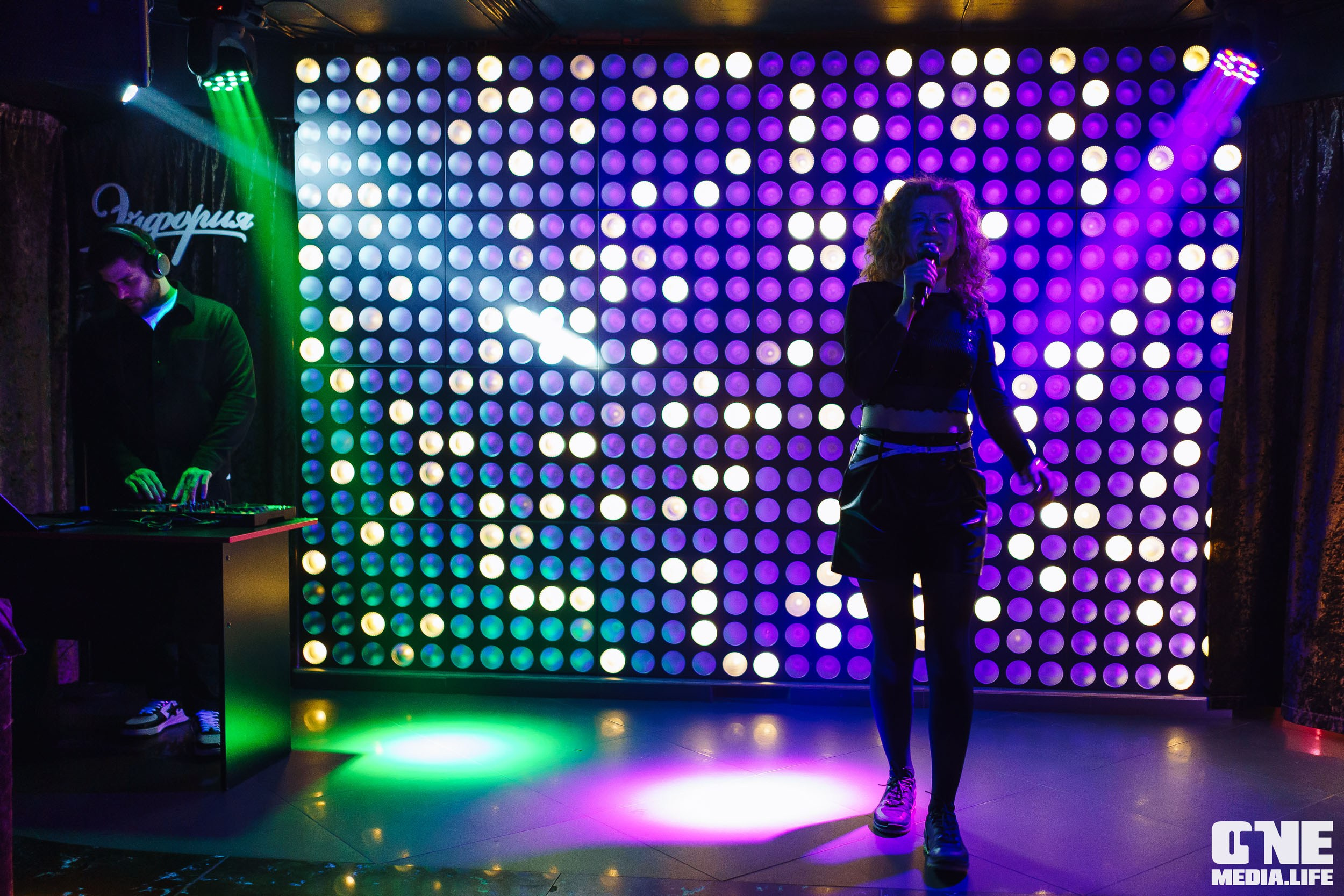 Фоторепортаж из караоке-клуба Эйфория. One Media Life: фоторепортажи, фотоотчеты с мероприятий и заведений