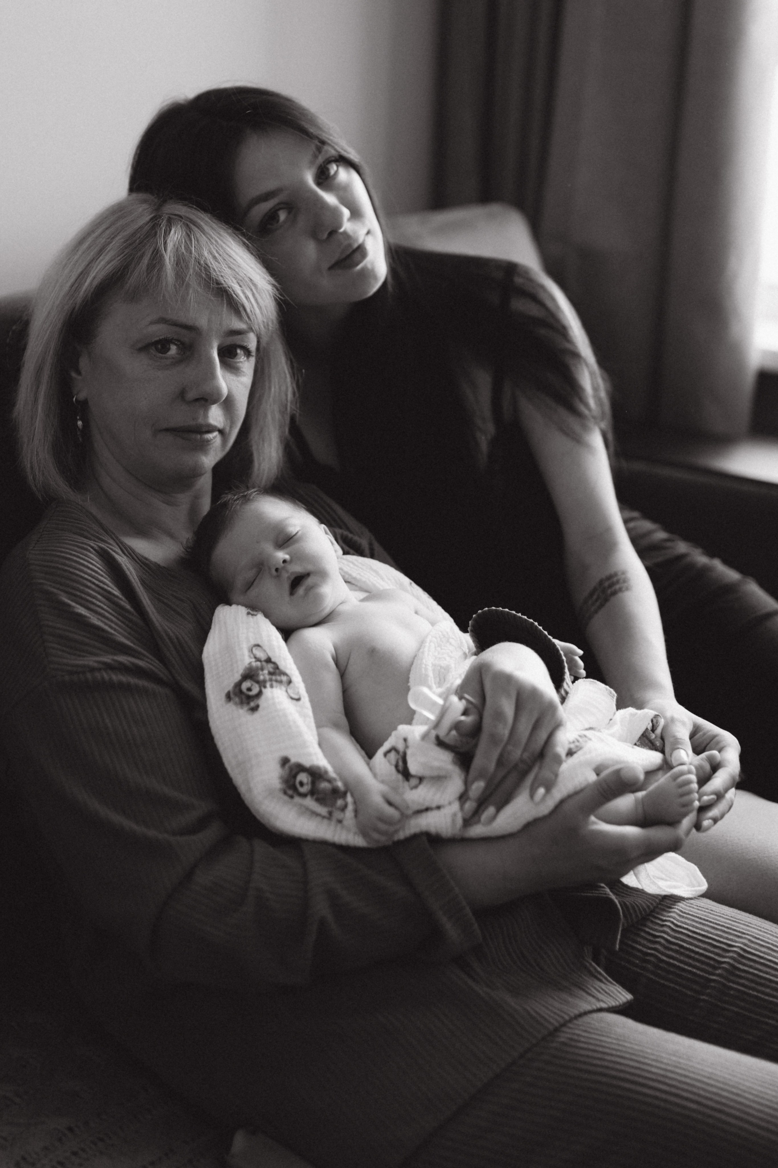 Семейная фотосессия с новорожденным ньюборн. Семейный фотограф в Москве и Люберцах Юлия Гуськова