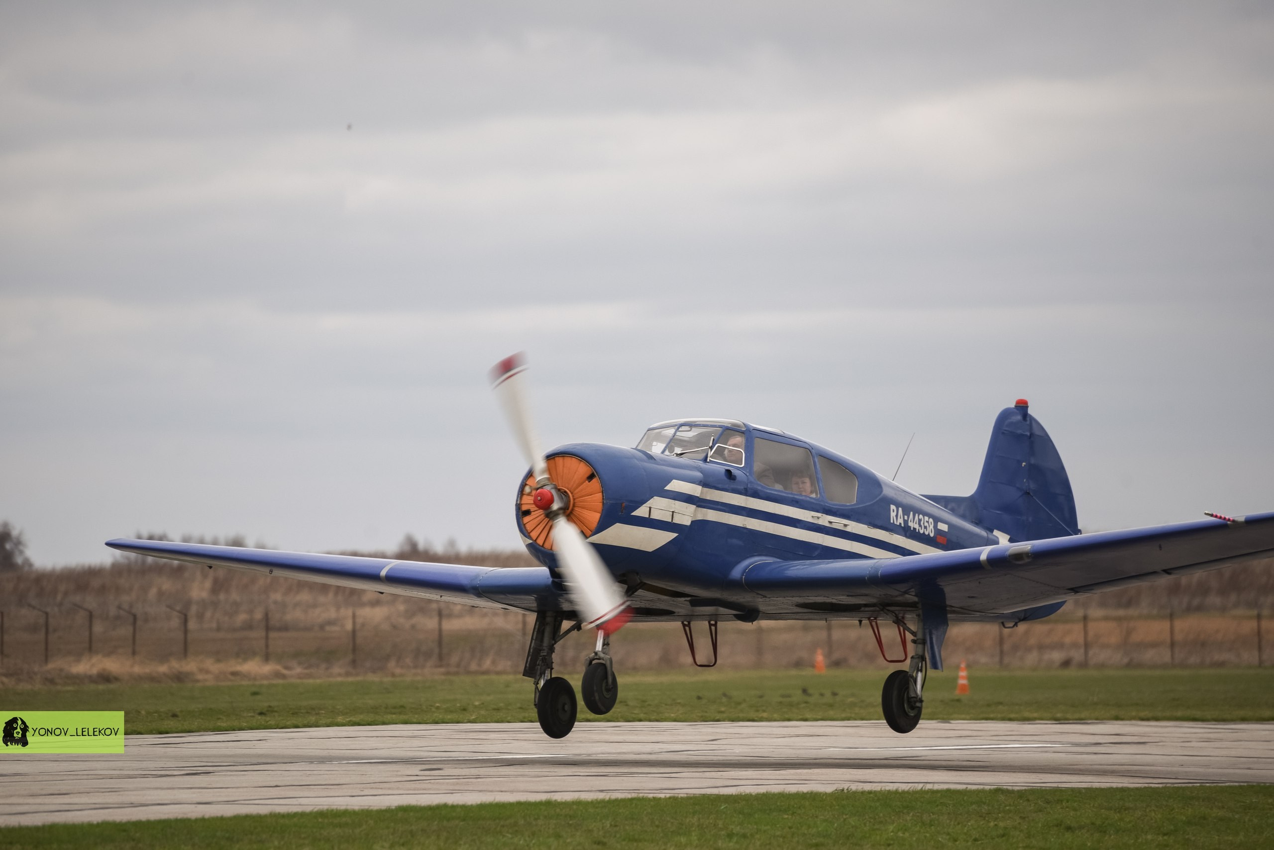 Полеты на Як 18Т. Высший пилотаж | 22.04.2018. Галерея Фантим