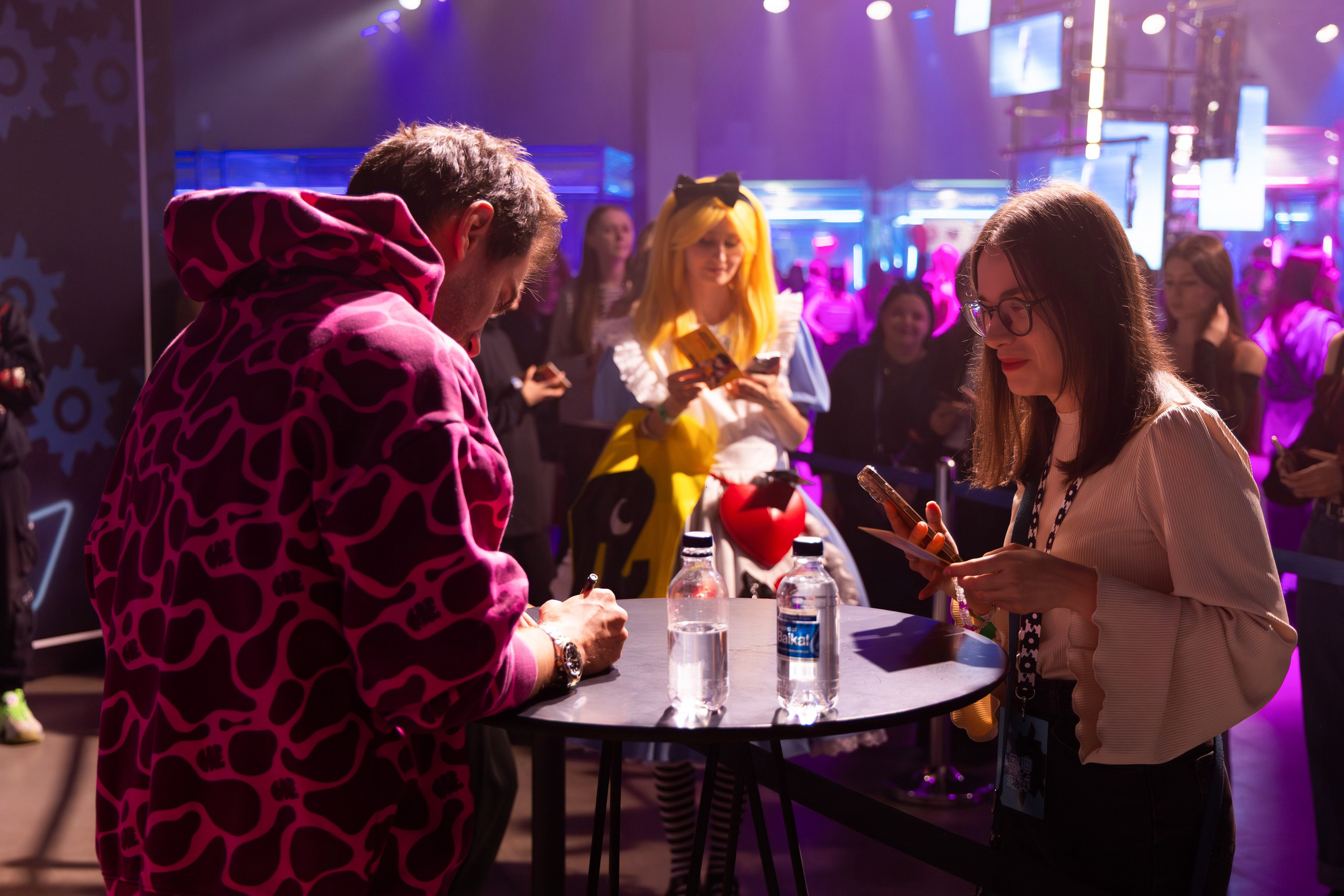 VK Fest. Показ «Стометровка» с Дмитрием Чеботарёвым. Свадебный и Event фотограф в Москве Бажина Ирина