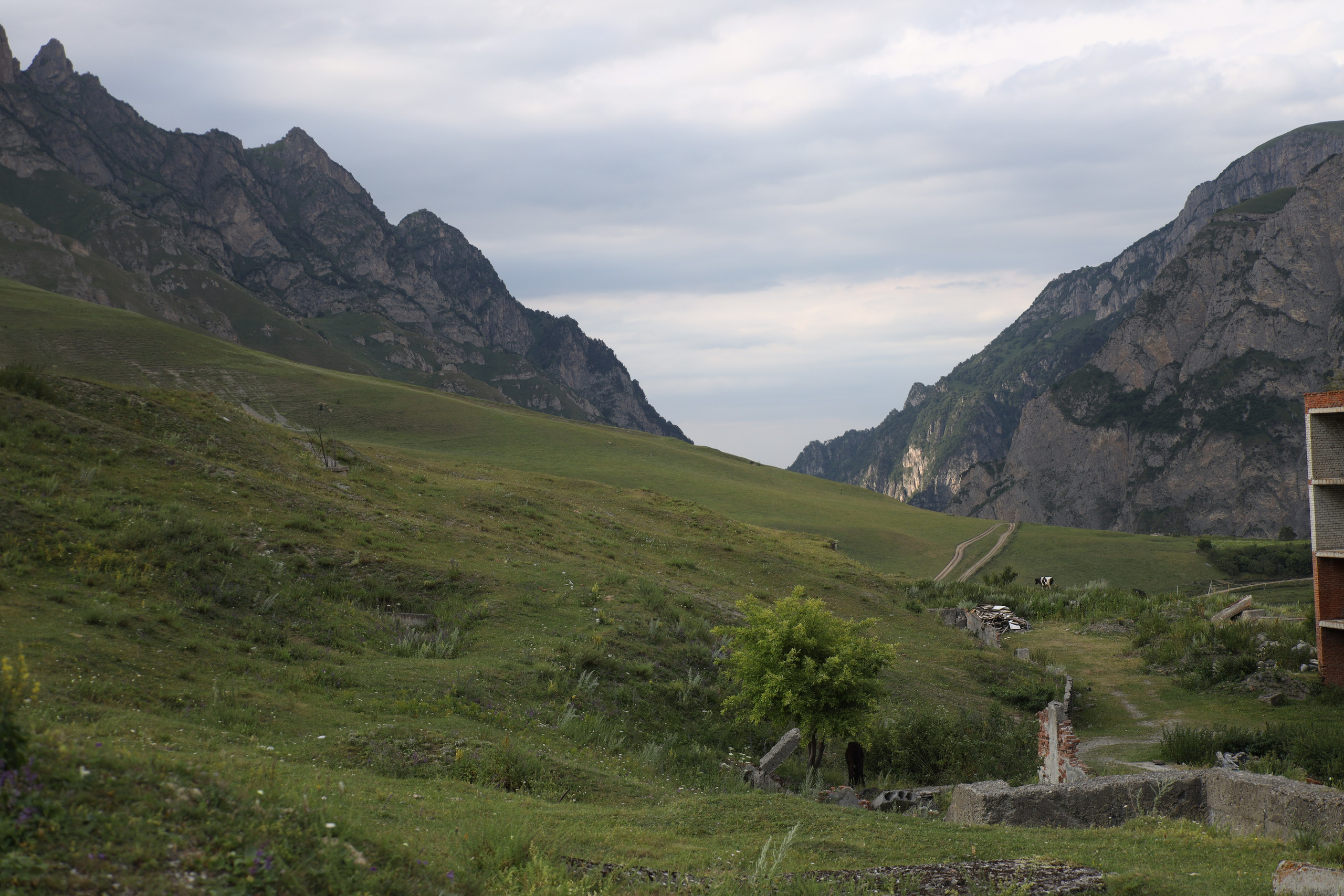 Северная Осетия июль 2025 год. Кармадон, Даргивз и Цей. Семейный детский фотограф Краснодарский край Оксана Колос